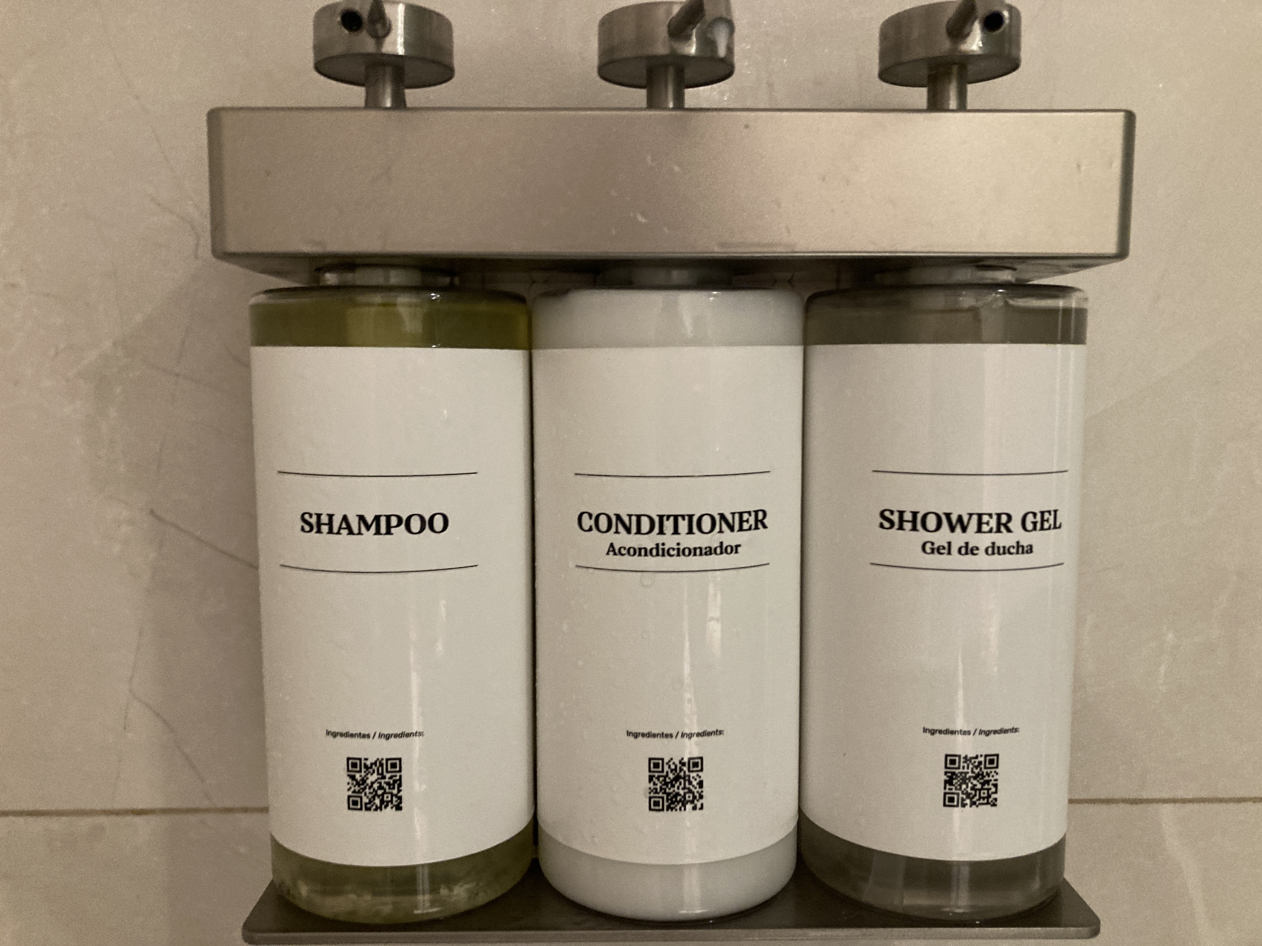 Los Tajibos Tribute Portfolio Santa Cruz Bolivia executive suite shower toiletries Los Tajibos Tribute Portfolio Santa Cruz Bolivia executive suite shower toiletries