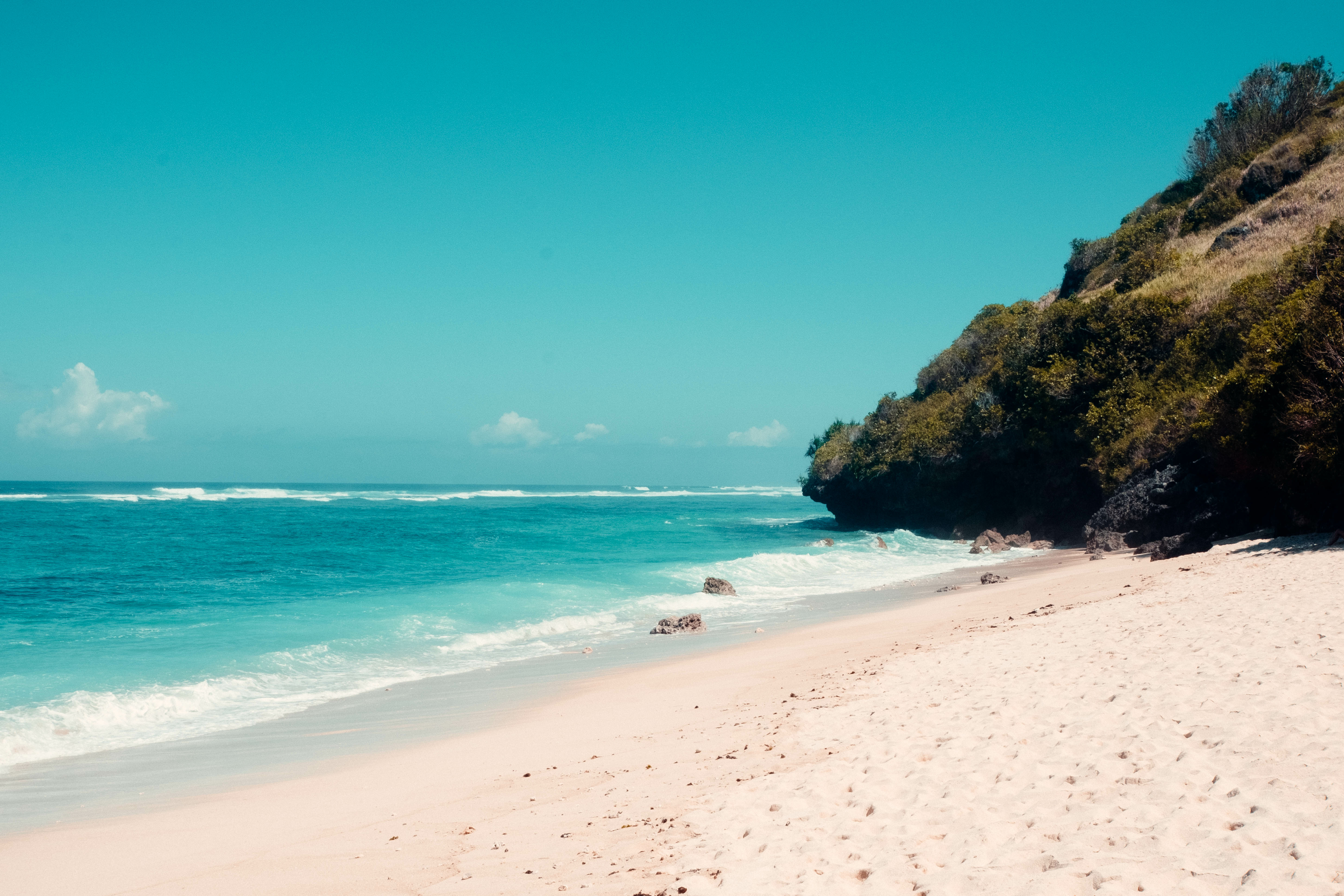 Pantai Gunung Payung