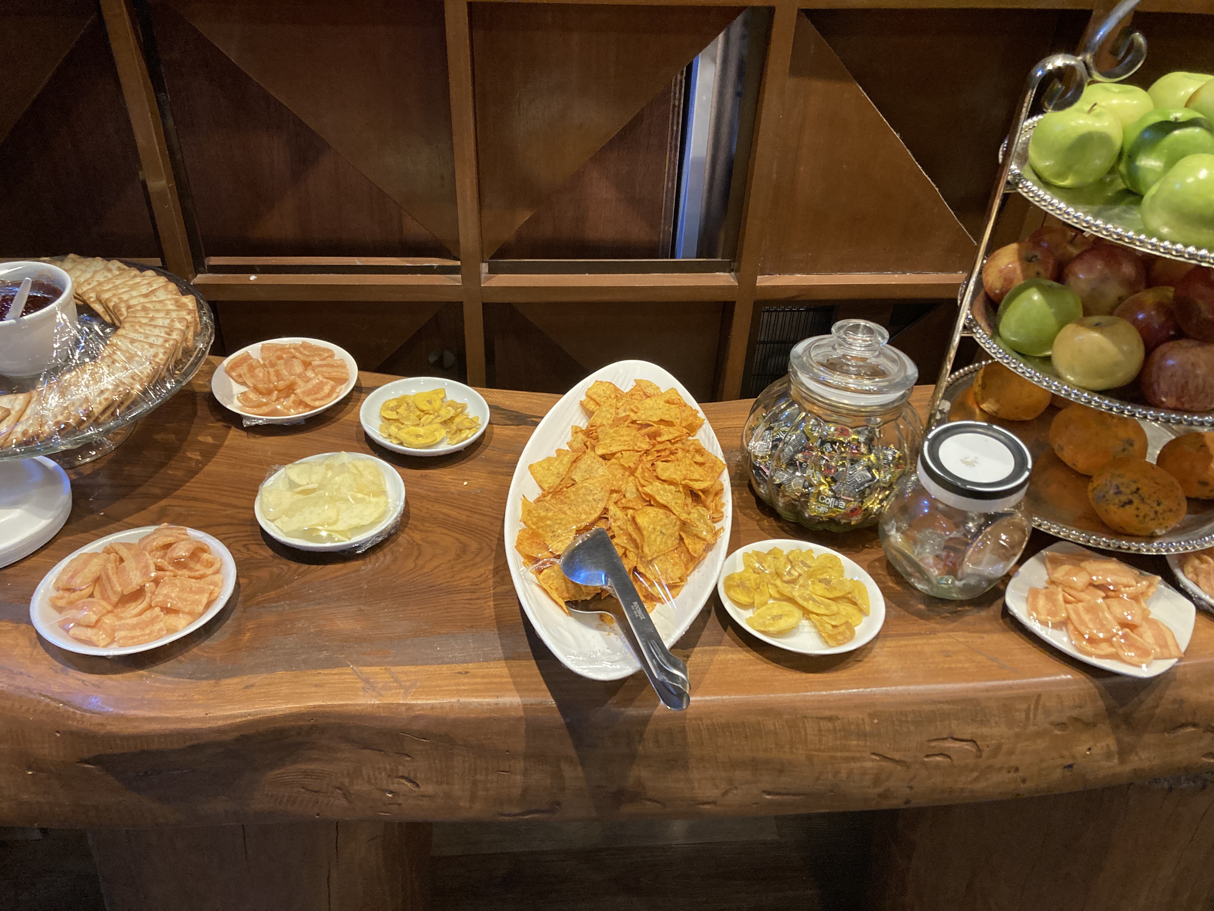 VIP Lounge Santa Cruz de la Sierra buffet snacks