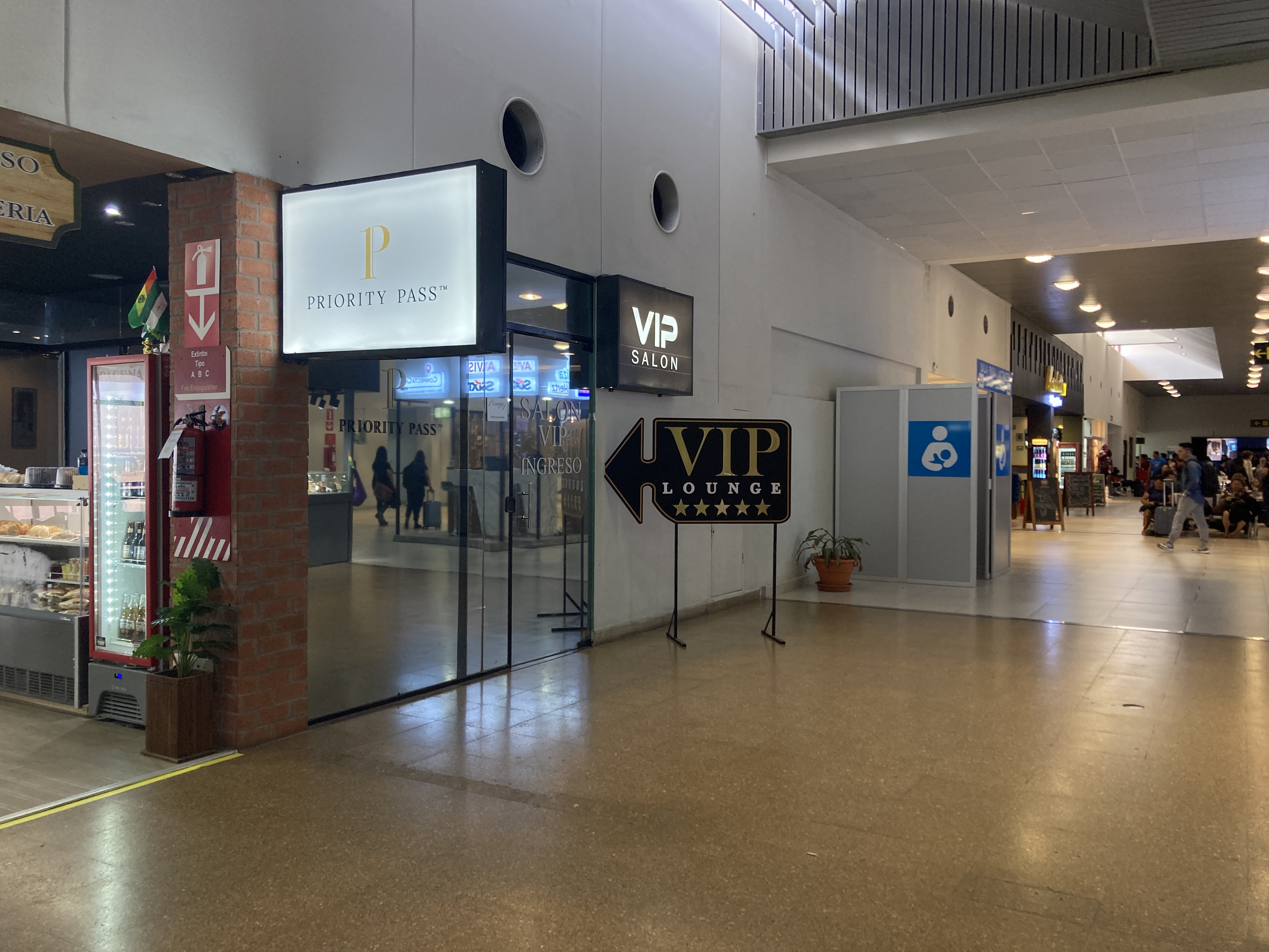 VIP Lounge Santa Cruz de la Sierra front entrance