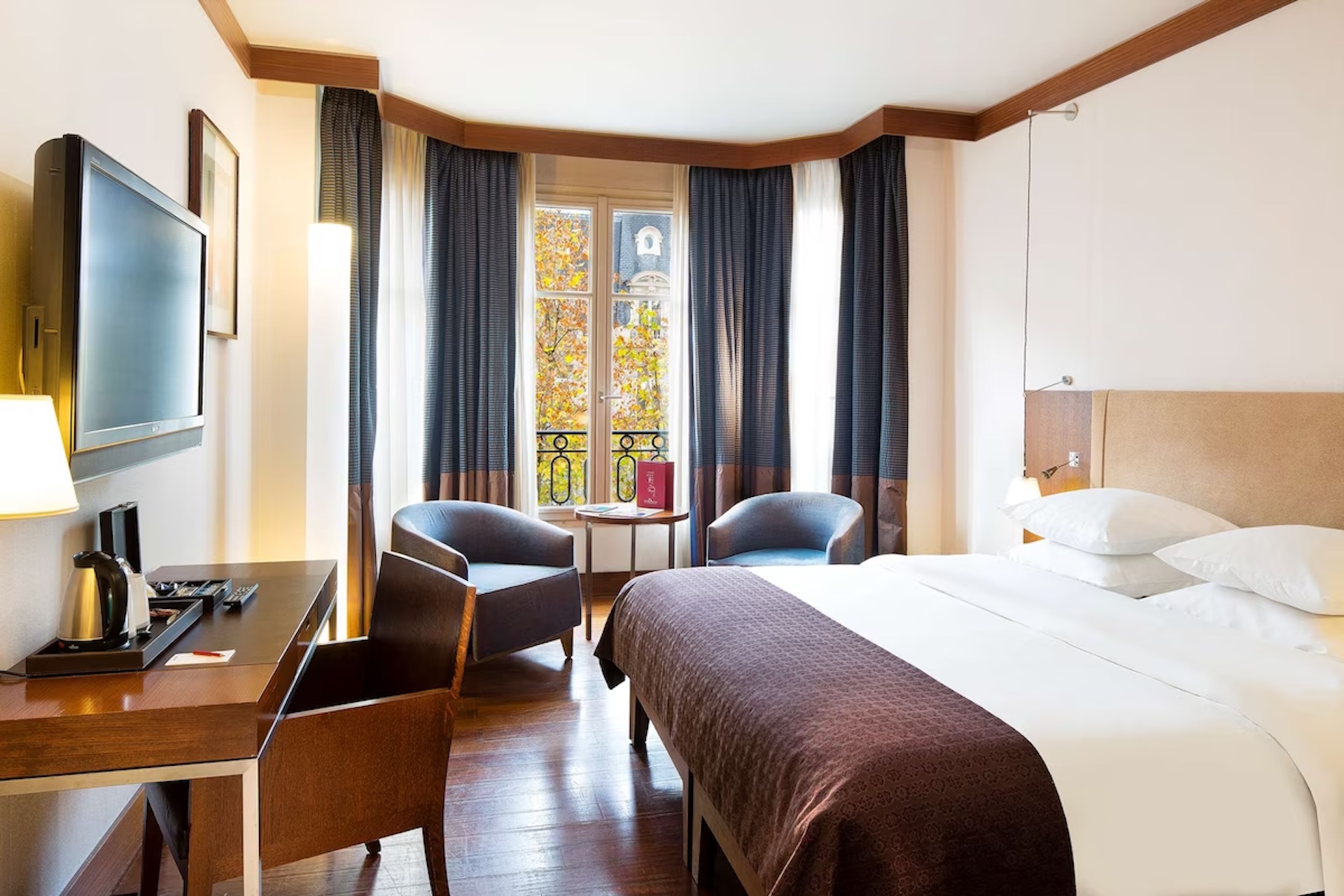 Radisson Blu Champs Elysées Hotel, Paris
