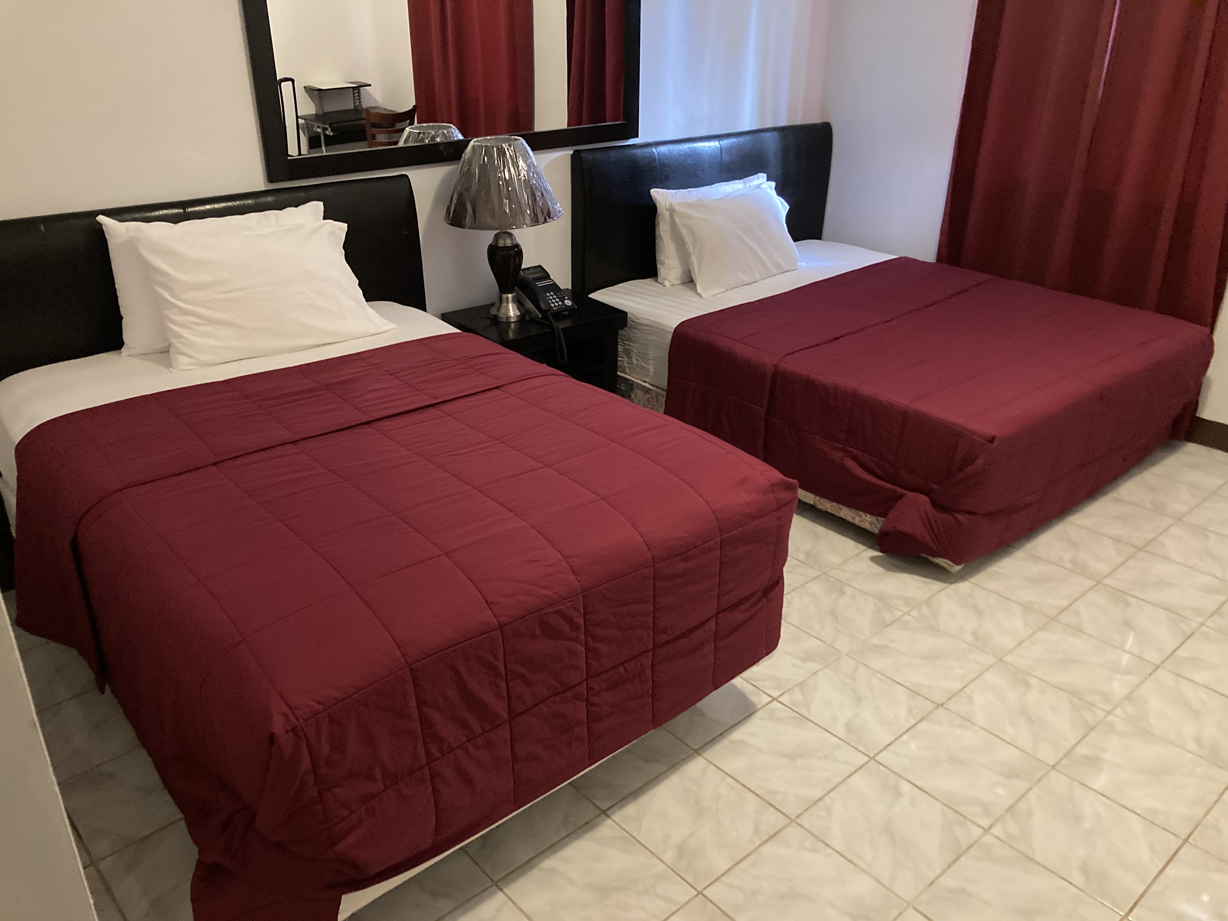 7 Stars Inn Pohnpei bedroom