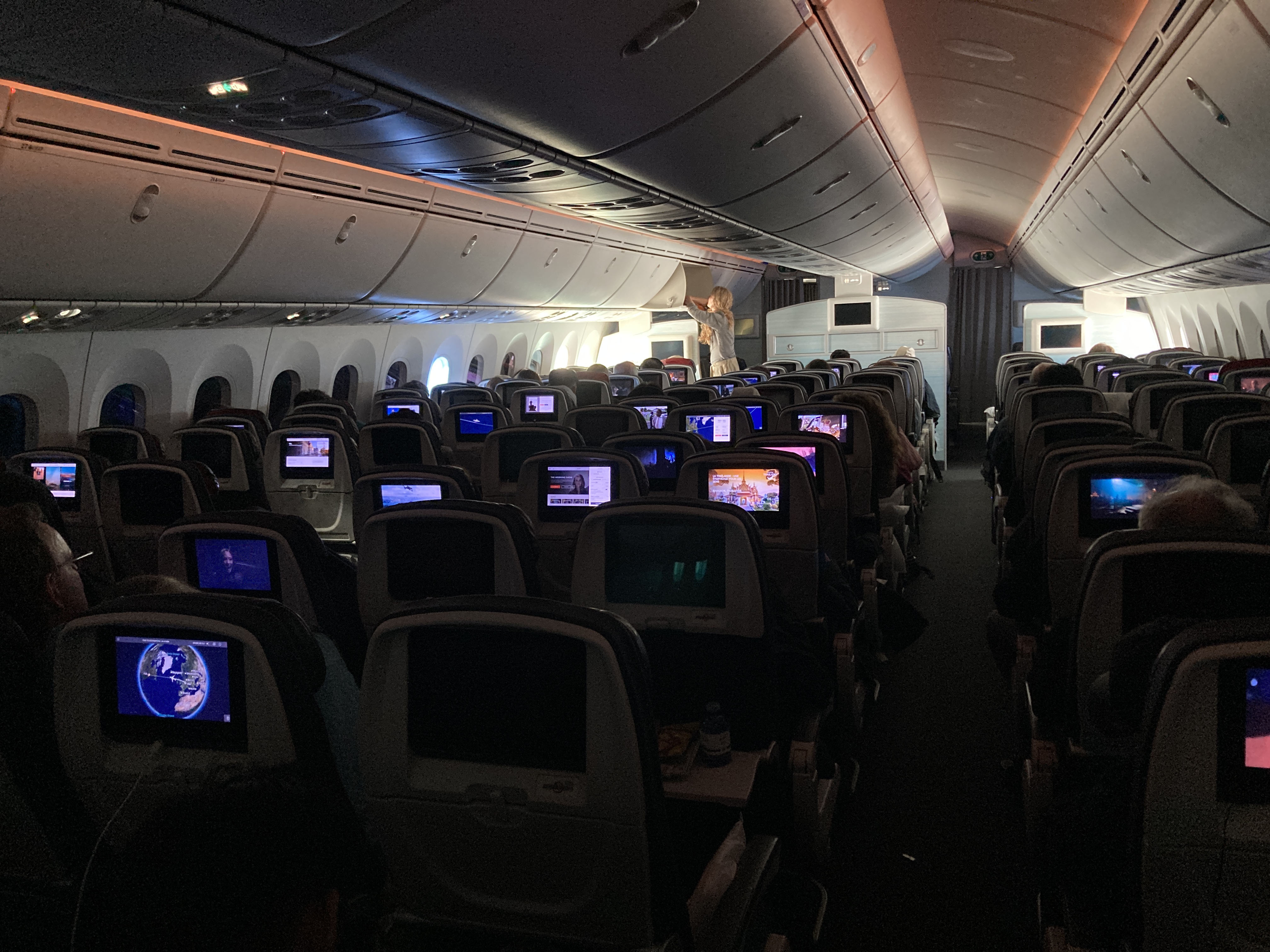 Air Canada Business Class Air Canada B787-9 FRA to YUL economy cabin lights off