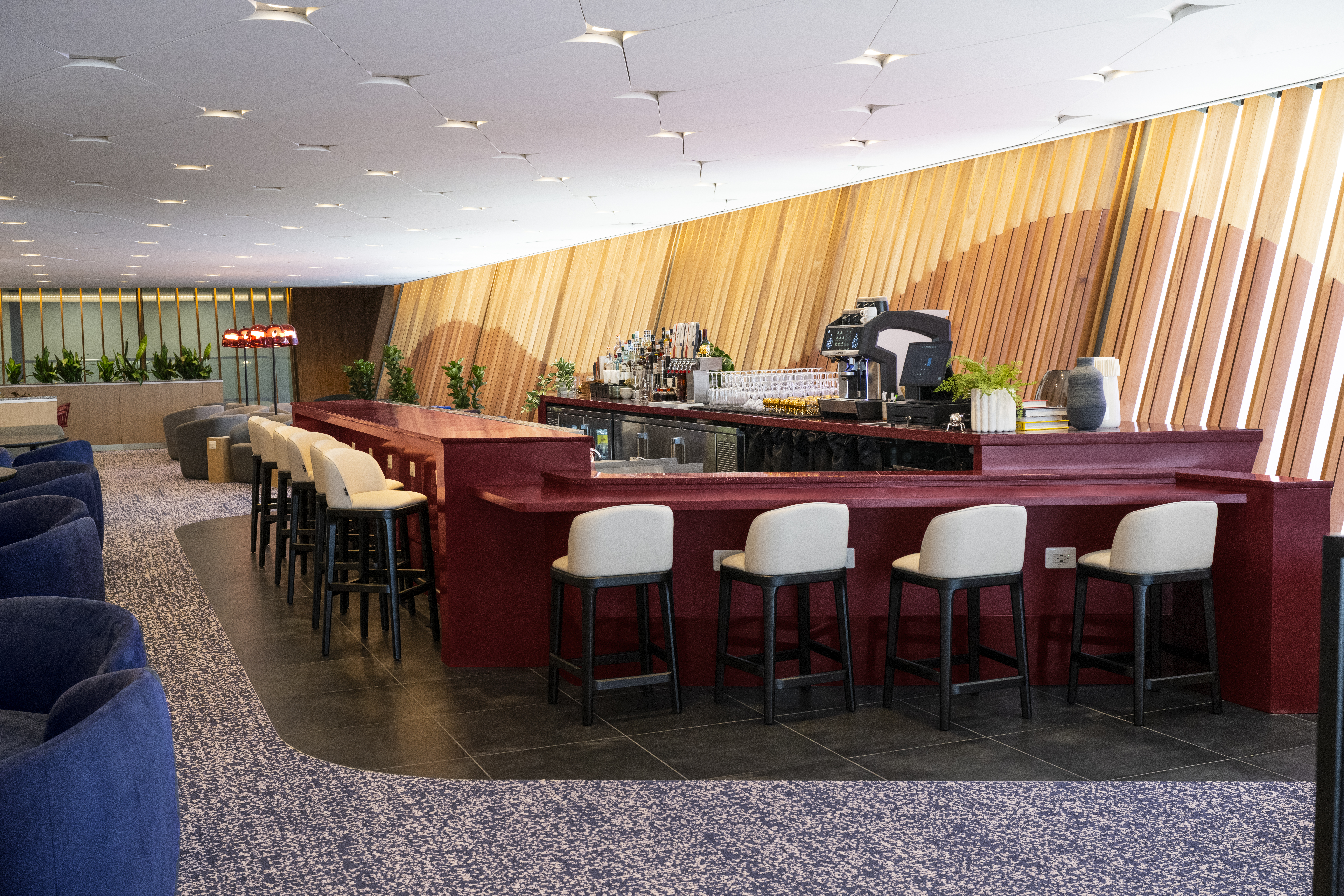 Capital One Lounge IAD Full Service Bar Capital One Lounge IAD Full Service Bar