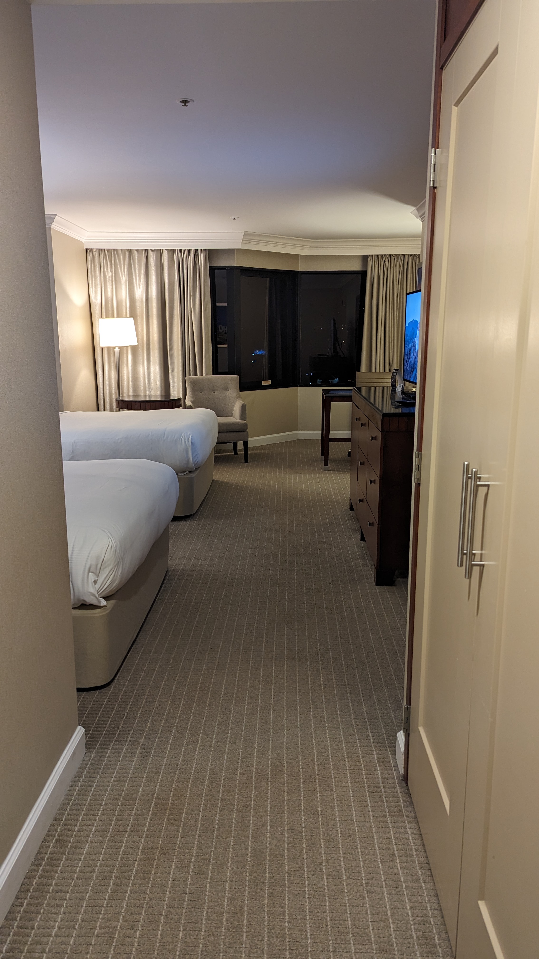 Hilton Los Angeles Universal City room entry view Hilton Los Angeles Universal City room entry view