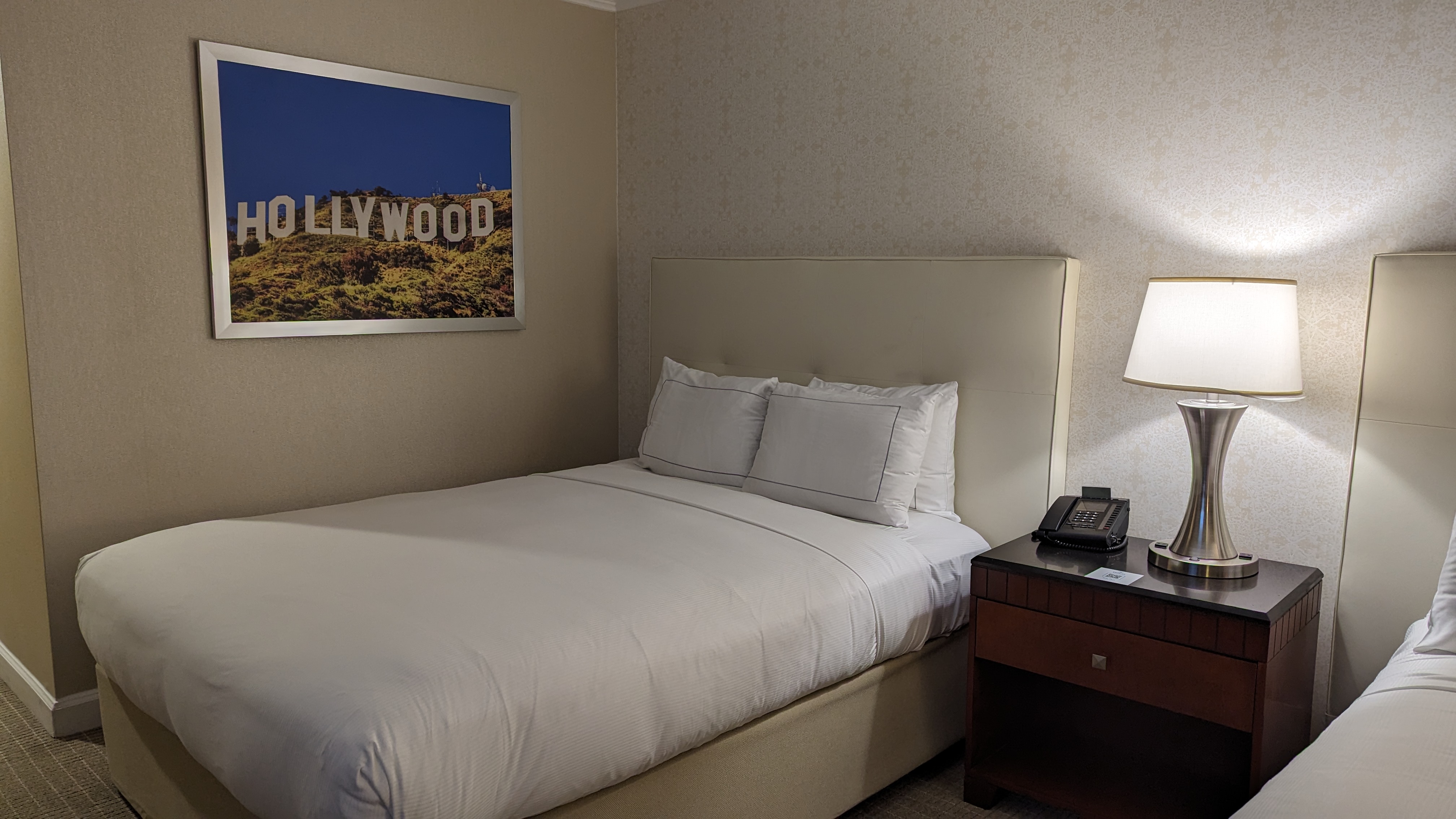 Hilton Los Angeles Universal City room queen bed Hilton Los Angeles Universal City room queen bed
