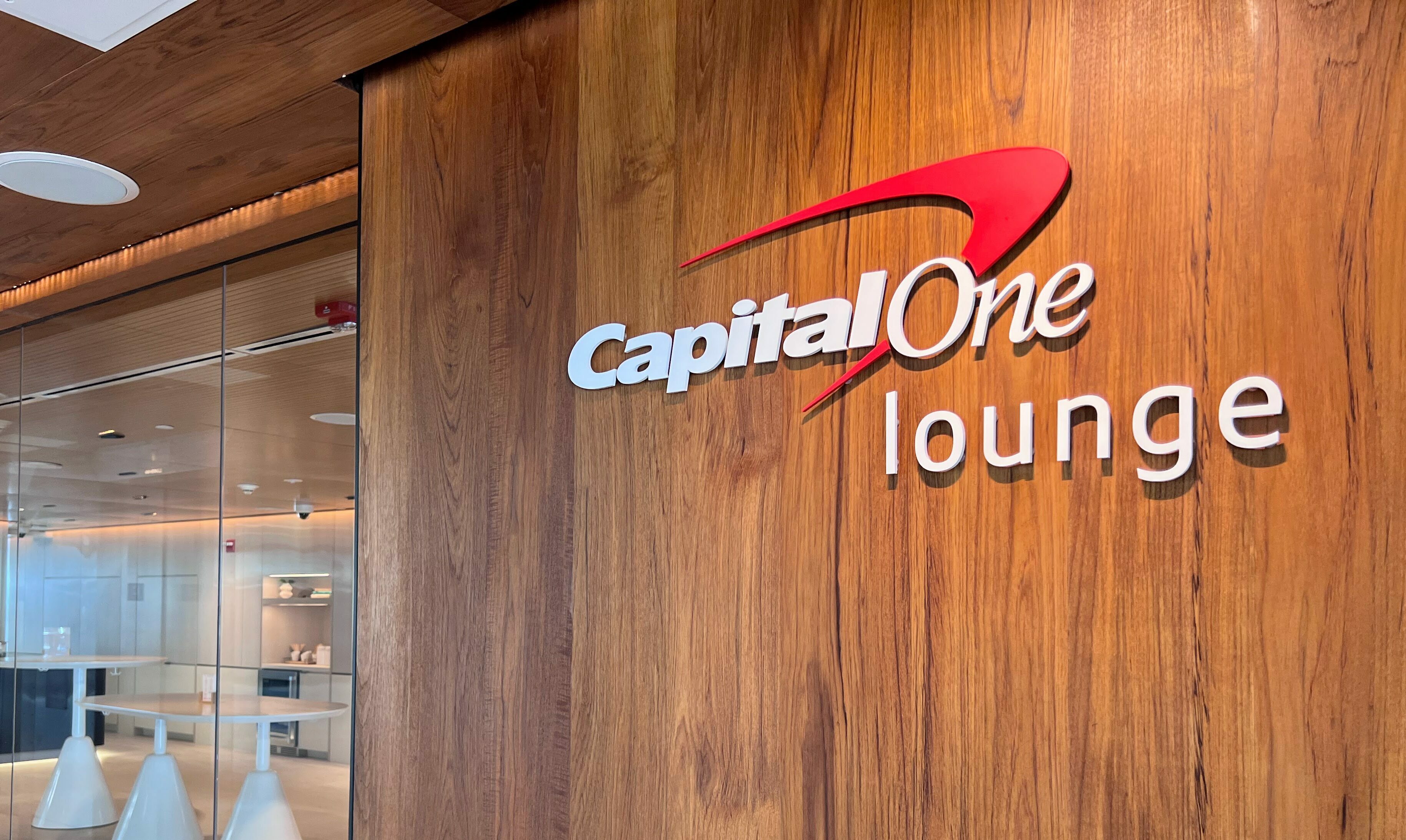 IAD Capital One Lounge entrance