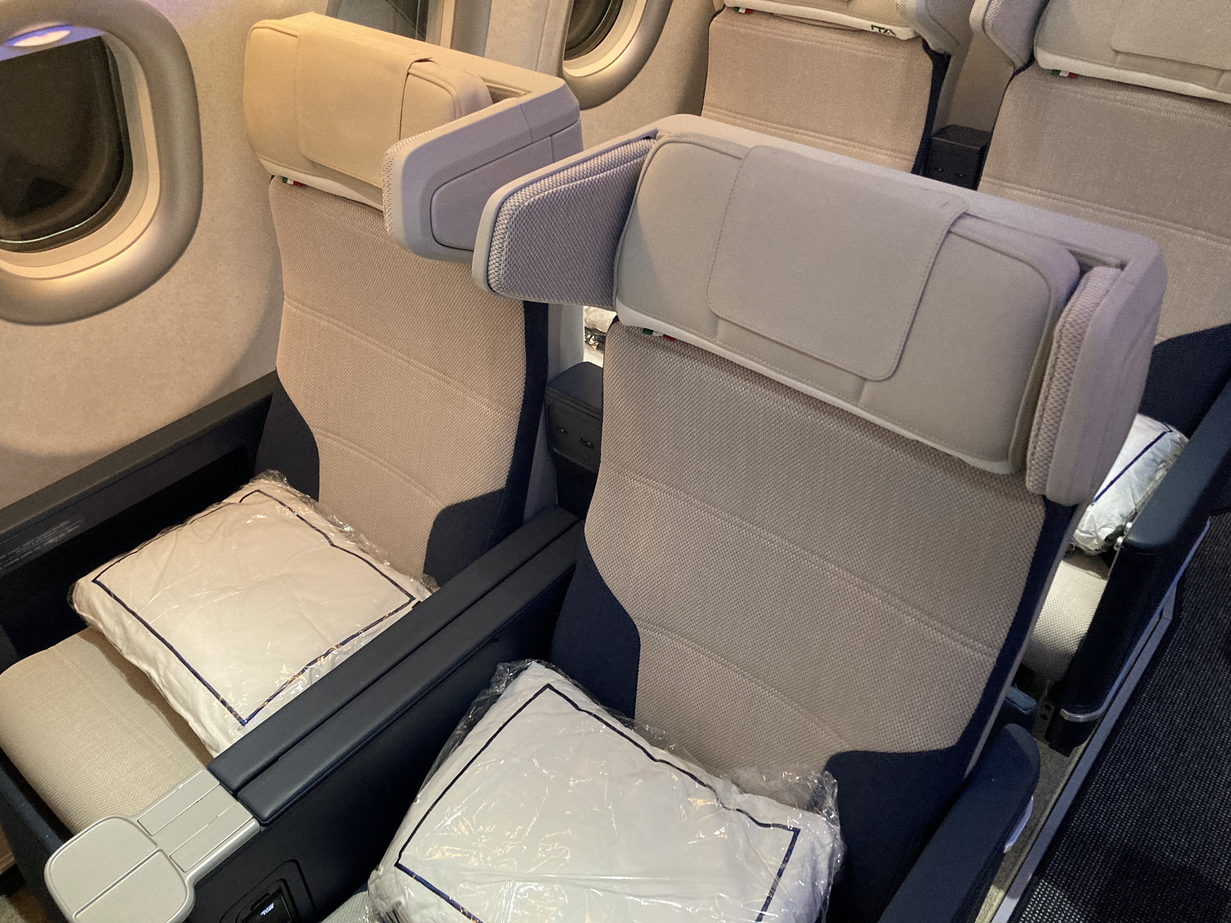 ITA premium economy seats GRU FCO ITA premium economy seats GRU FCO