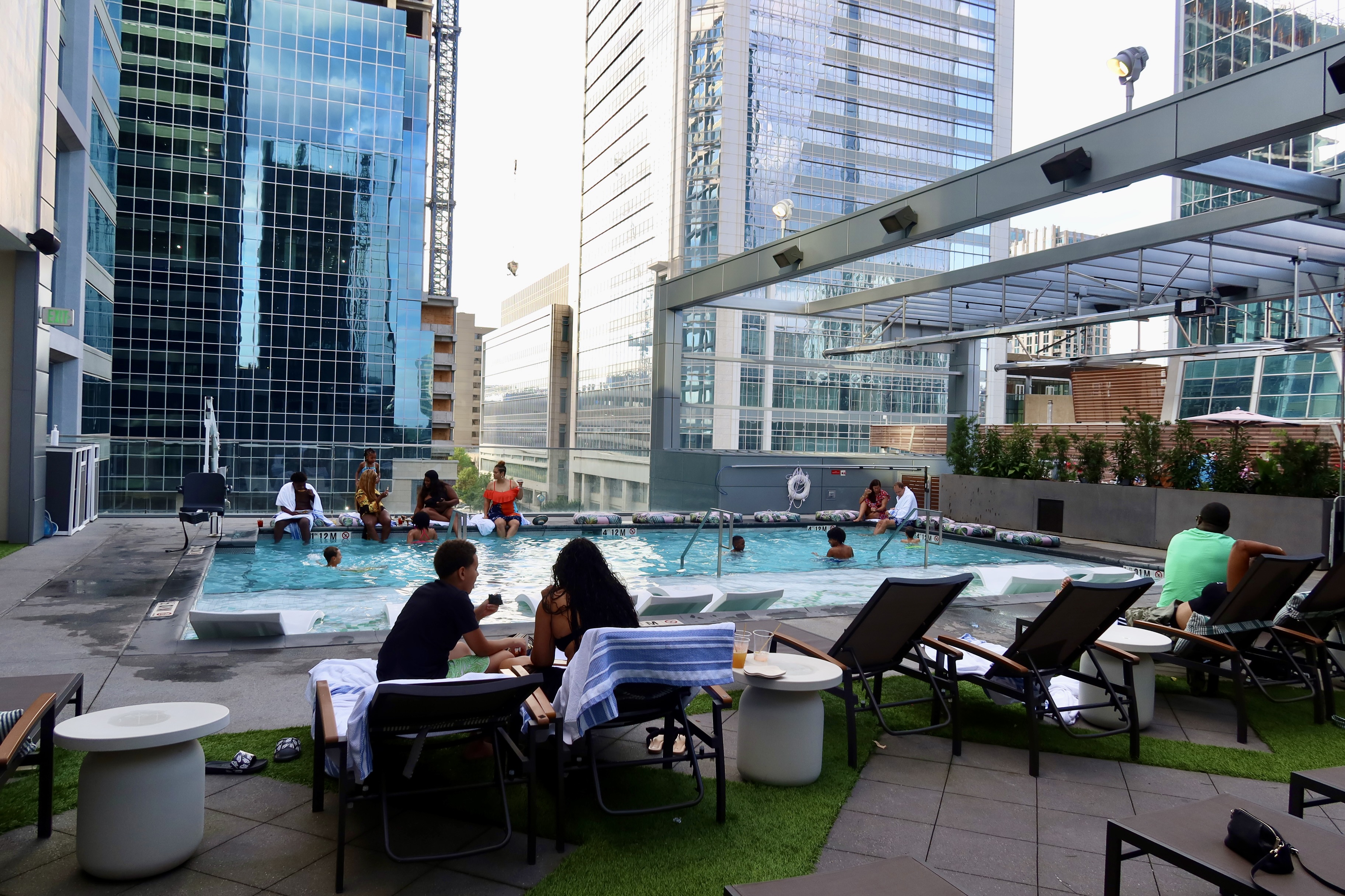 JW Marriott Charlotte Pool