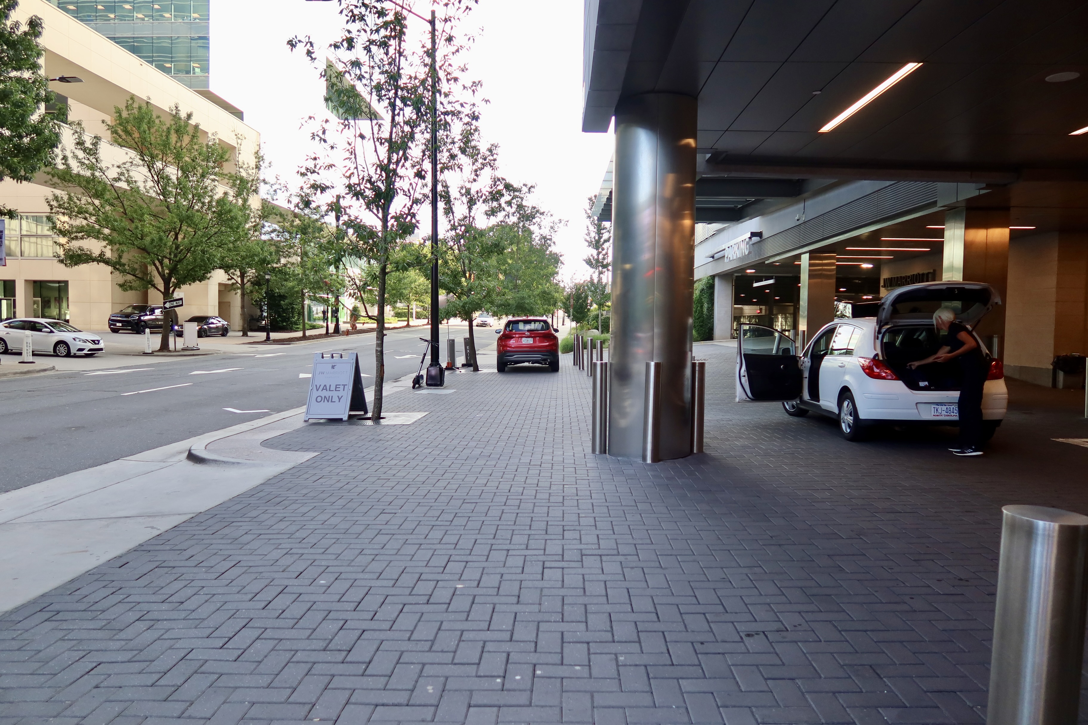 JW Marriott Charlotte Valet