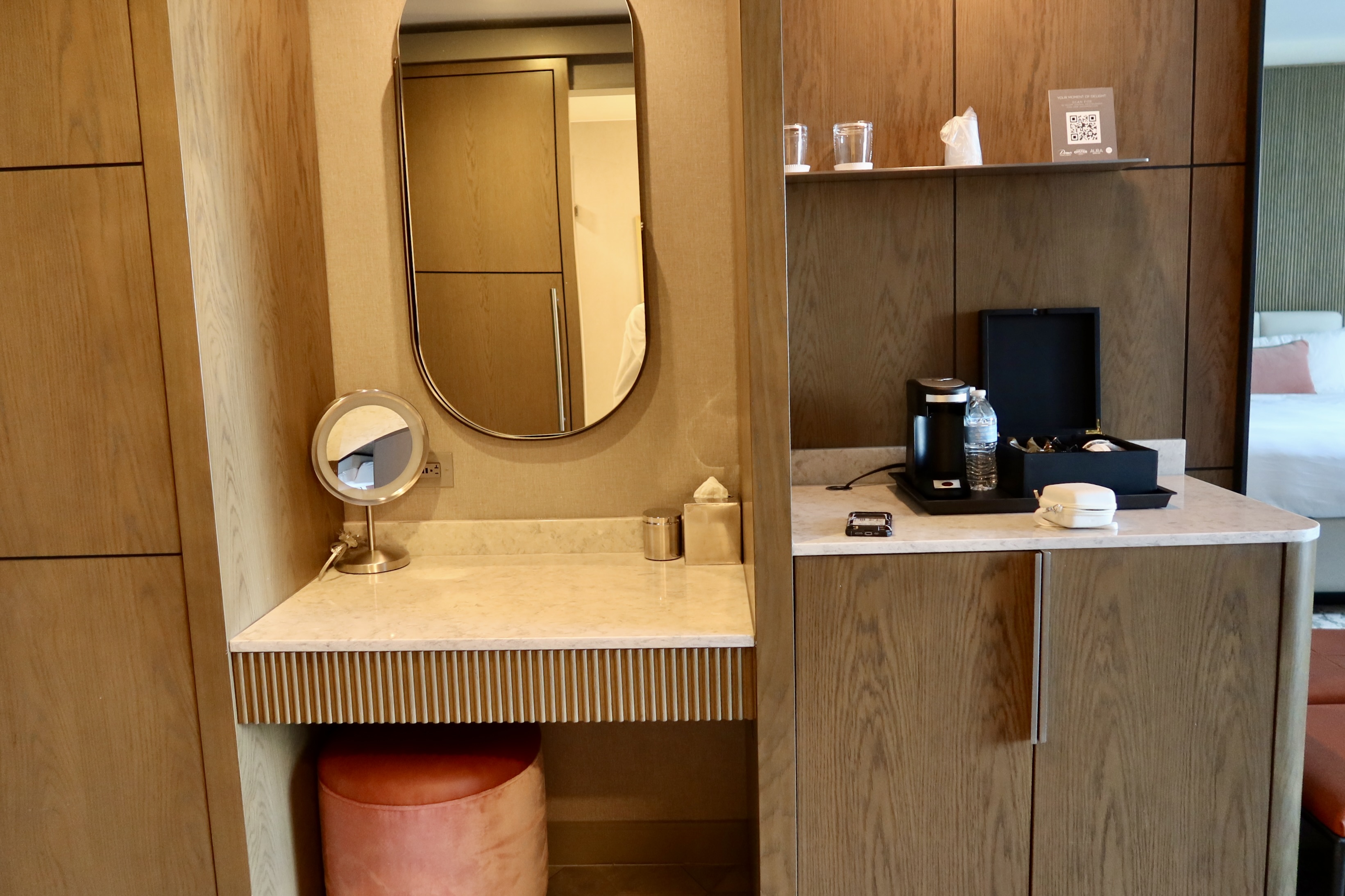 JW Marriott Charlotte Vanity
