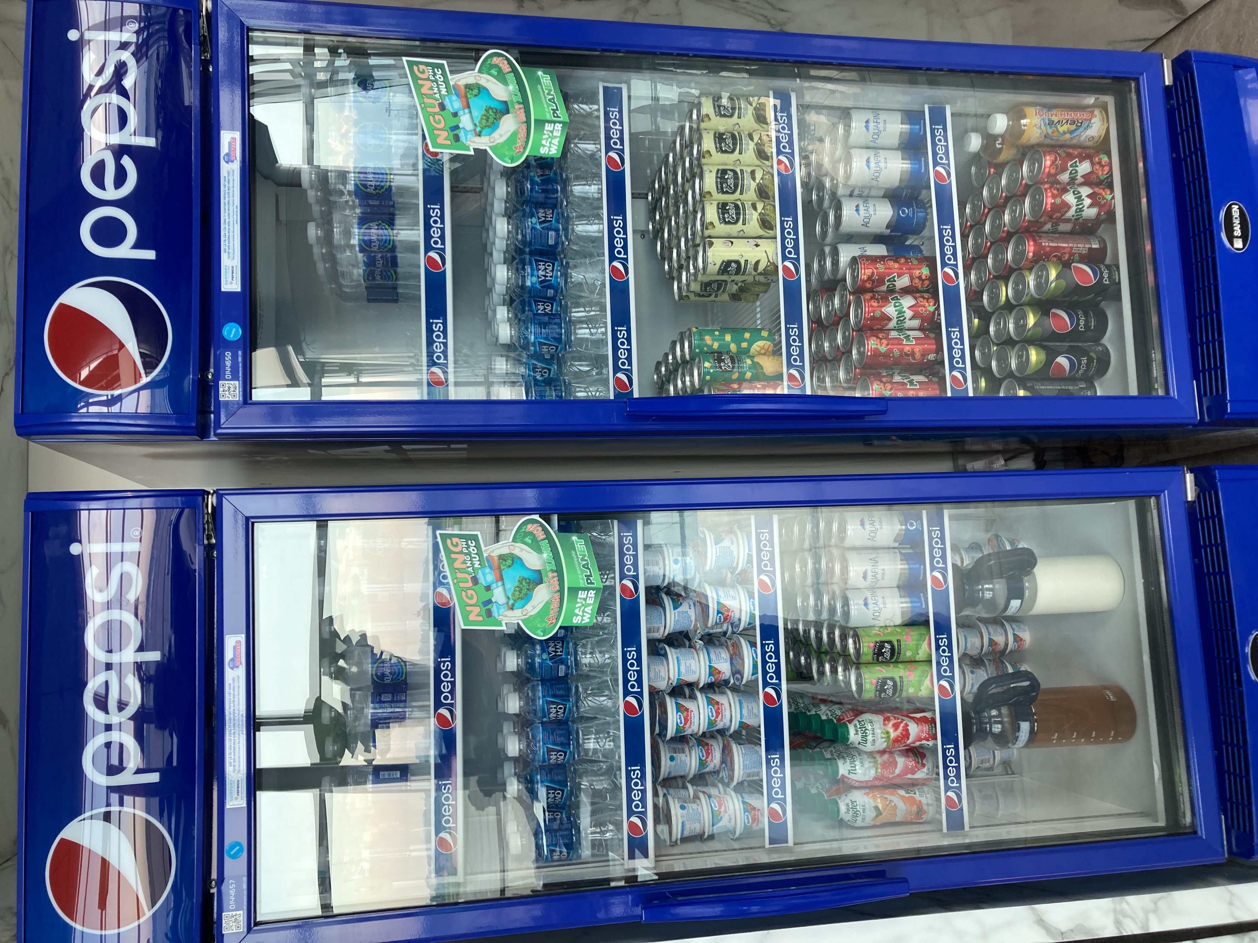 Jasmine Halal Lounge SGN drinks