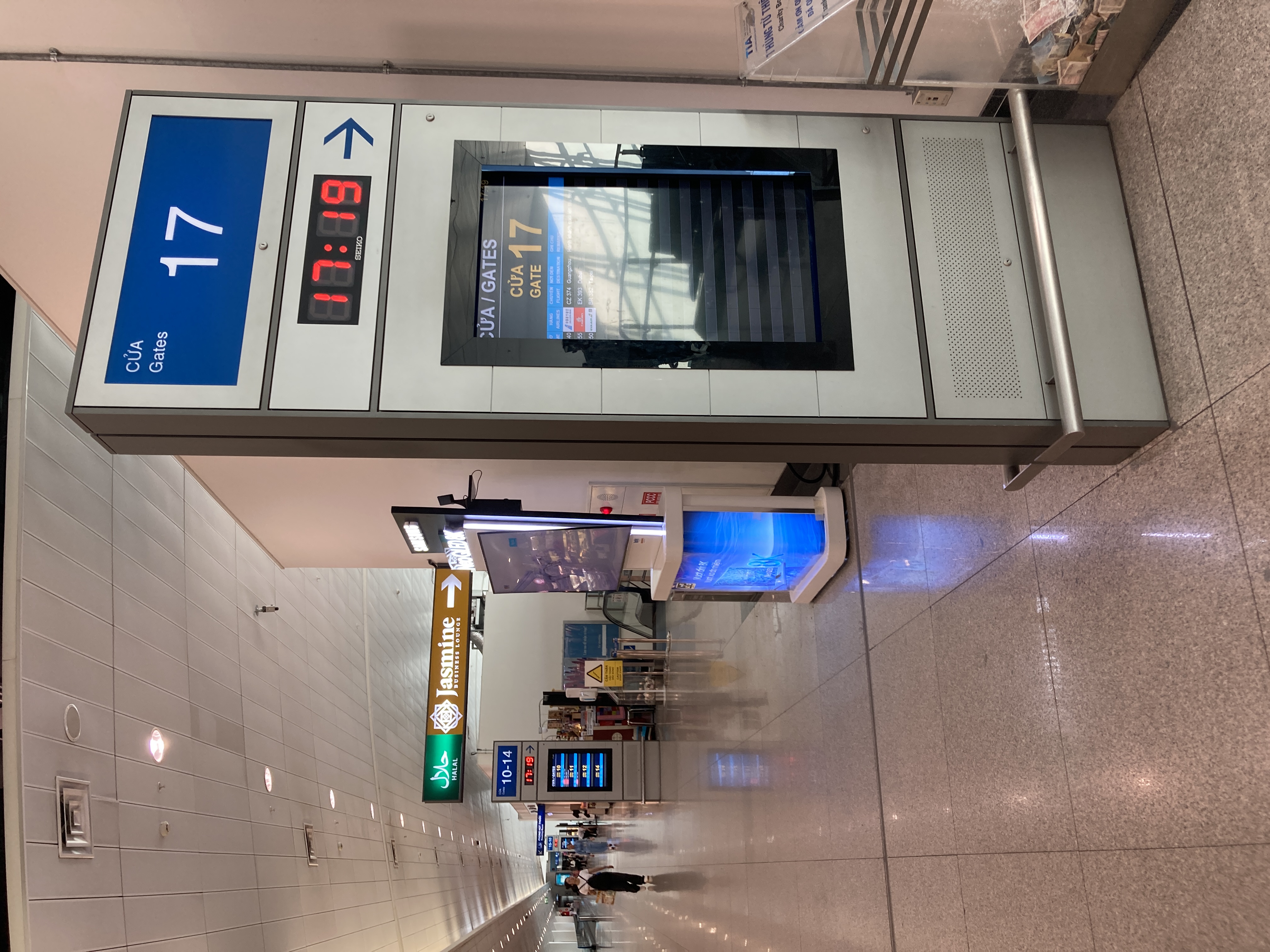 Jasmine Halal Lounge SGN gate 17 signage