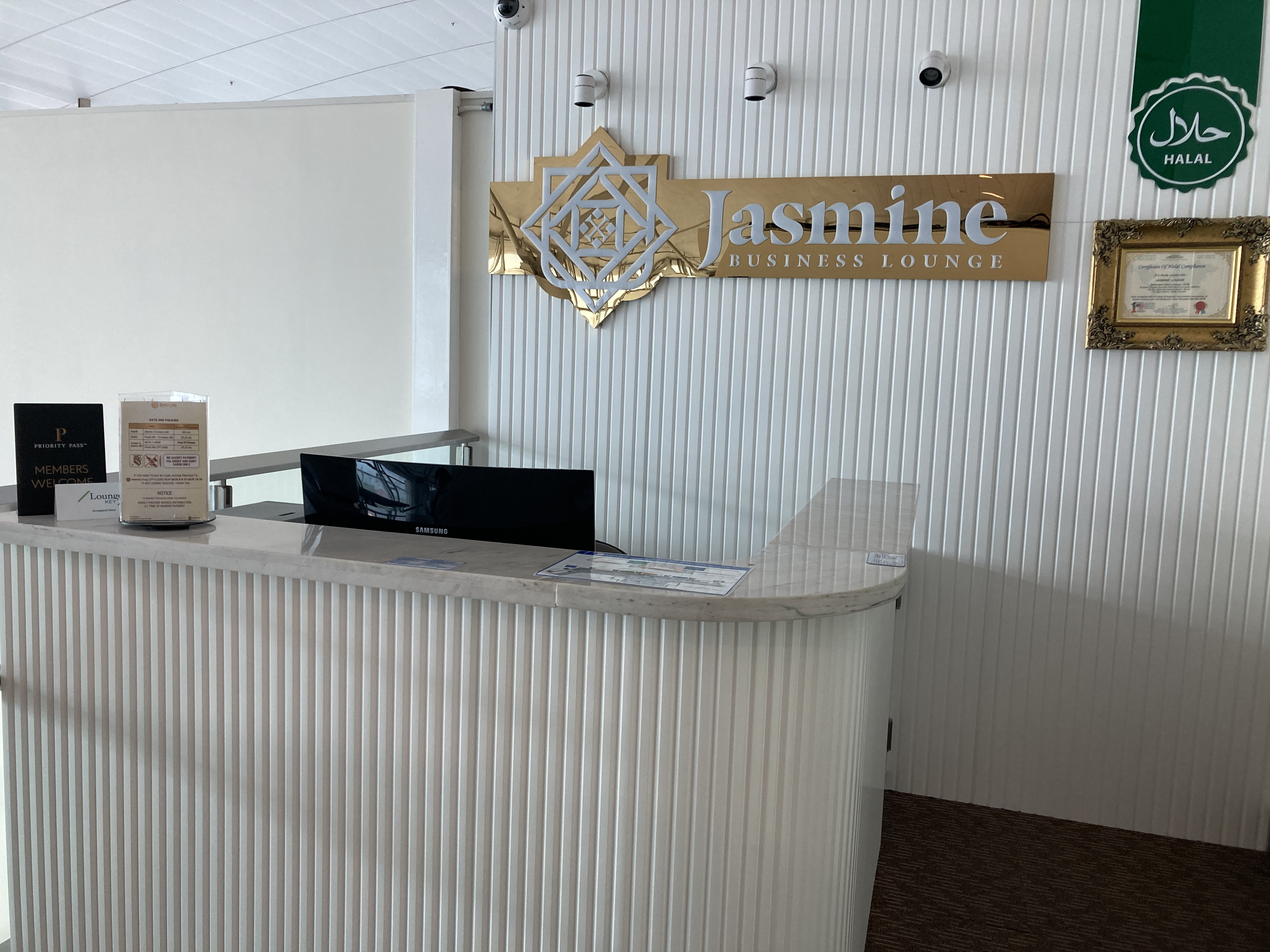 Jasmine Halal Lounge SGN reception
