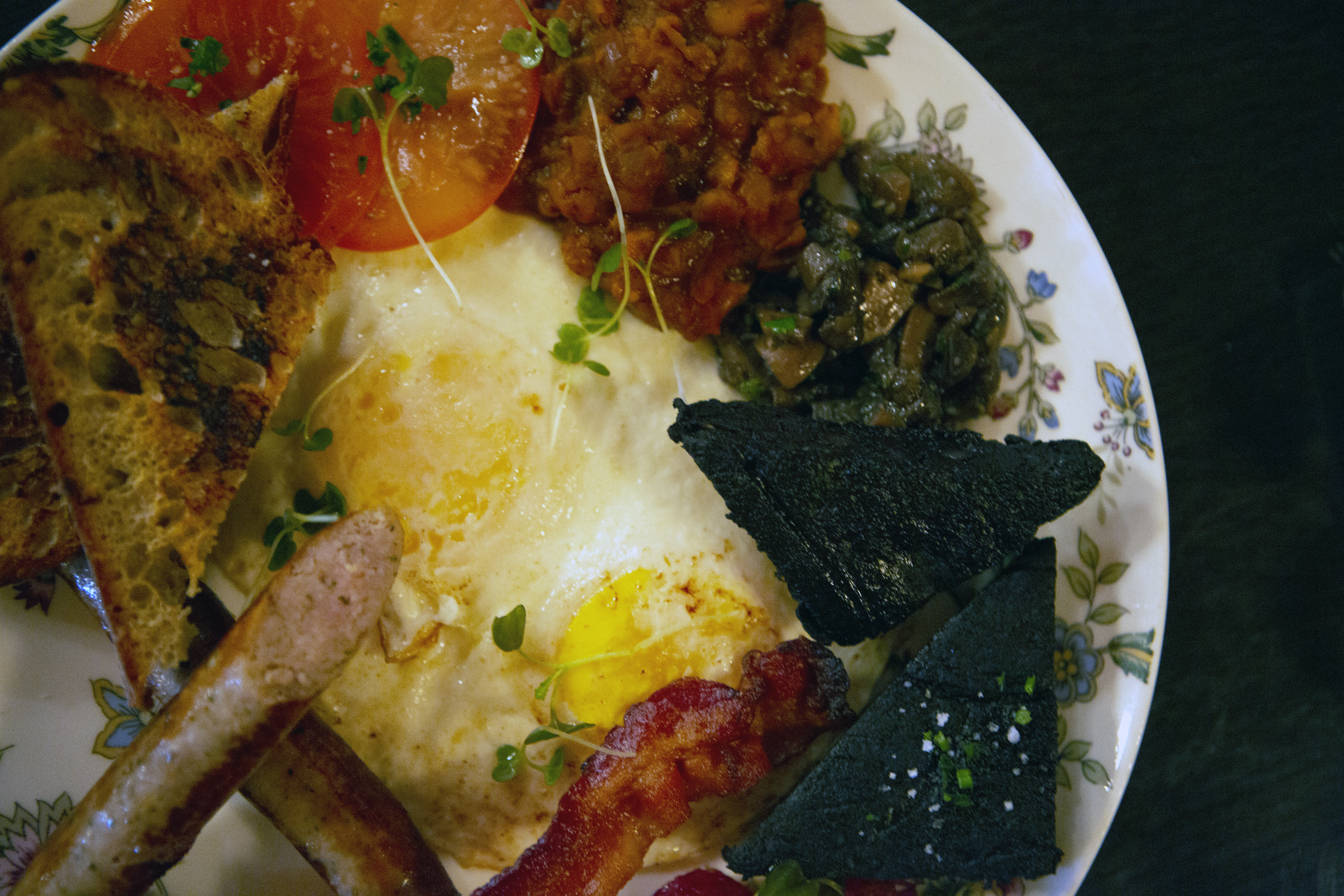Le Mount Stephen English breakfast closeup Le Mount Stephen English breakfast closeup