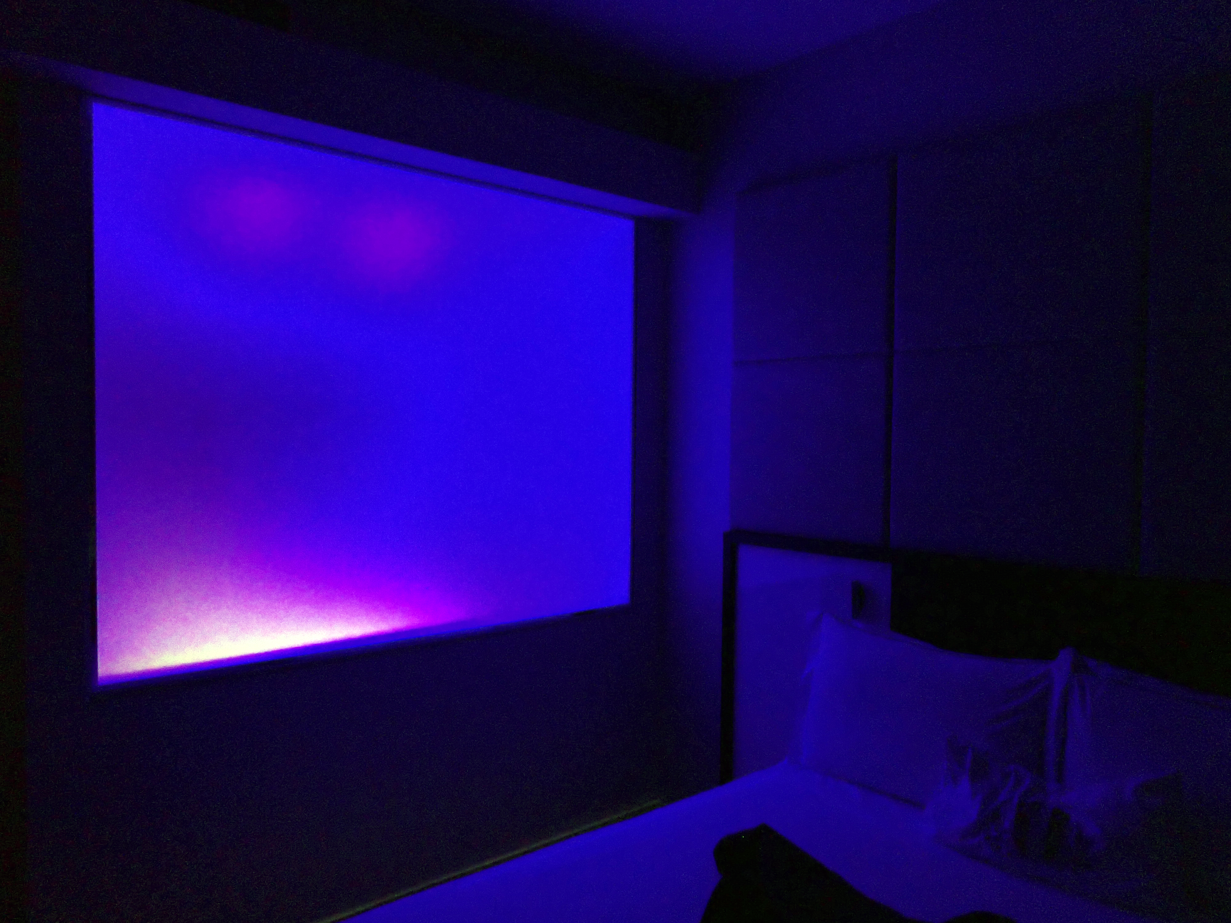 Le Mount Stephen mood light bedroom Le Mount Stephen mood light bedroom