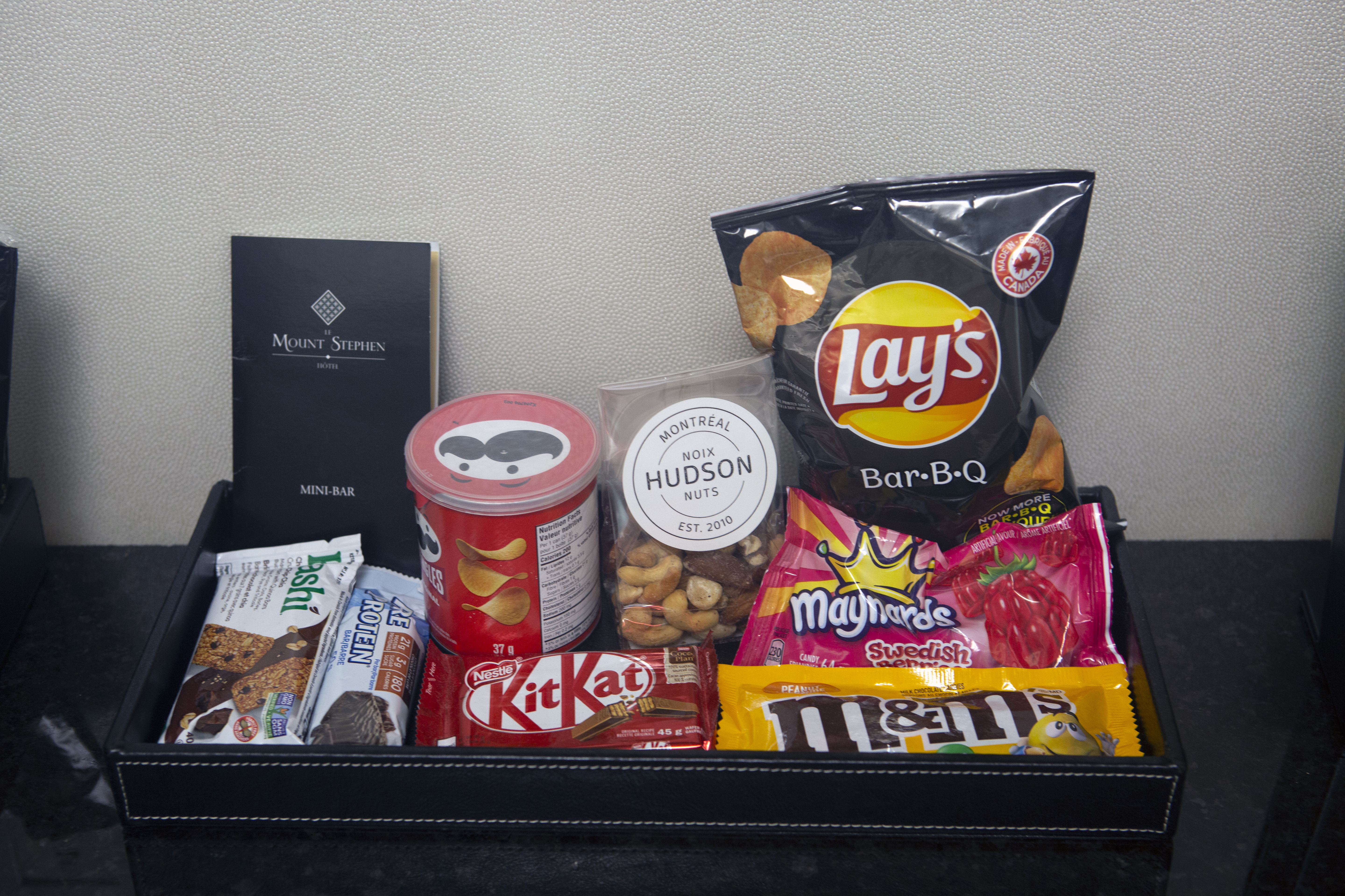 Le Mount Stephen paid snacks Le Mount Stephen paid snacks