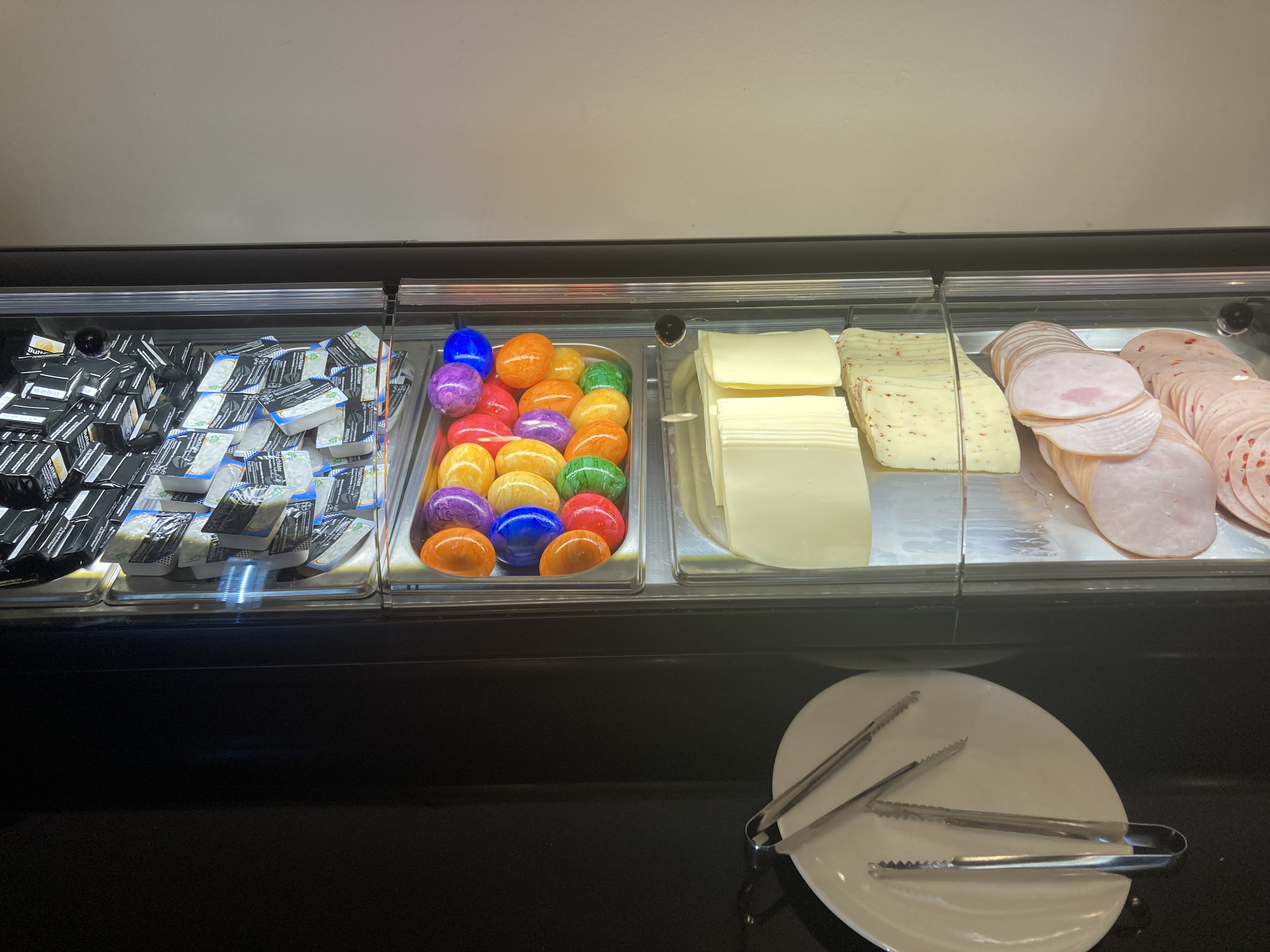 LuxxLounge Frankfurt FRA buffet cold cuts eggs LuxxLounge Frankfurt FRA buffet cold cuts eggs