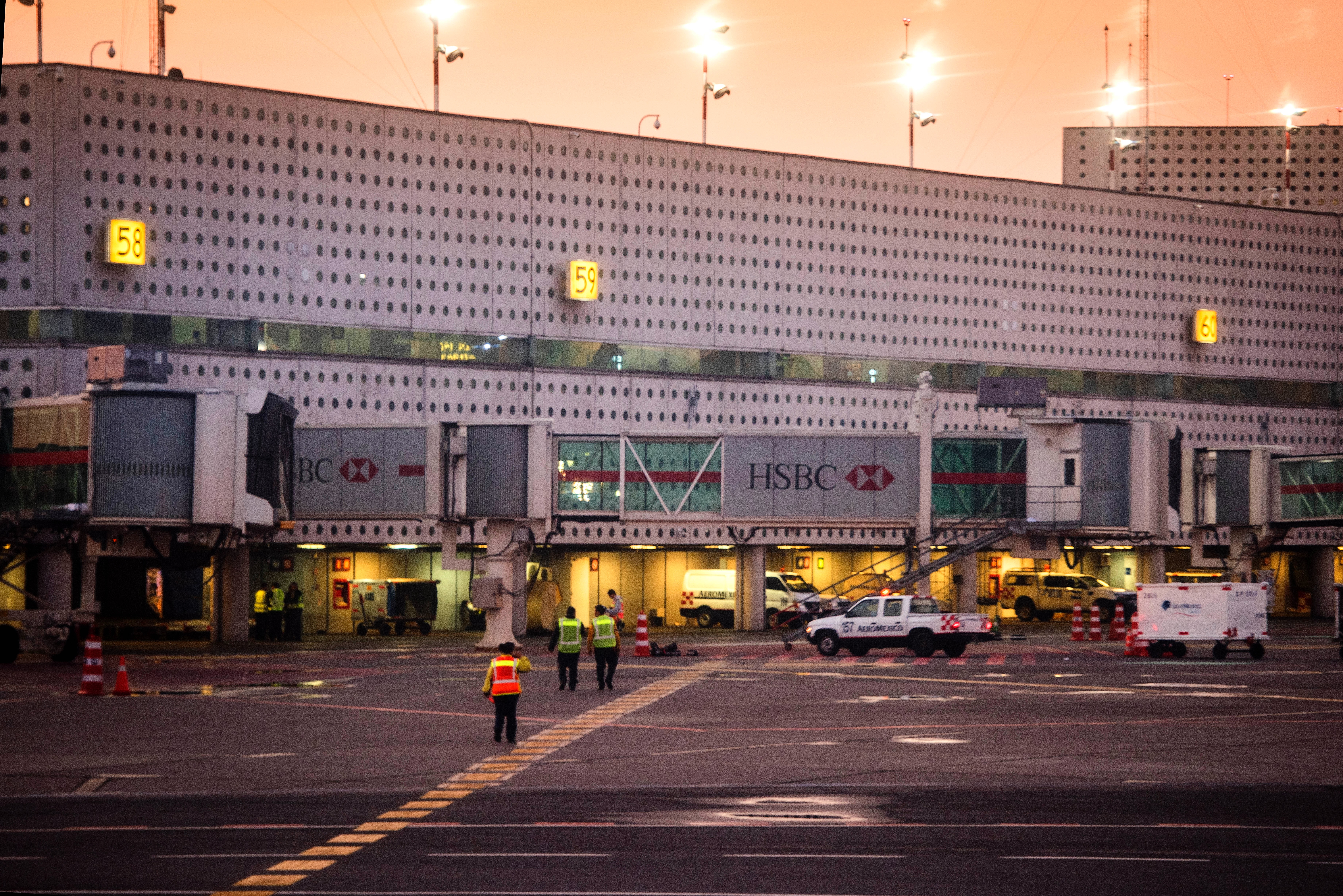 MEX tarmac