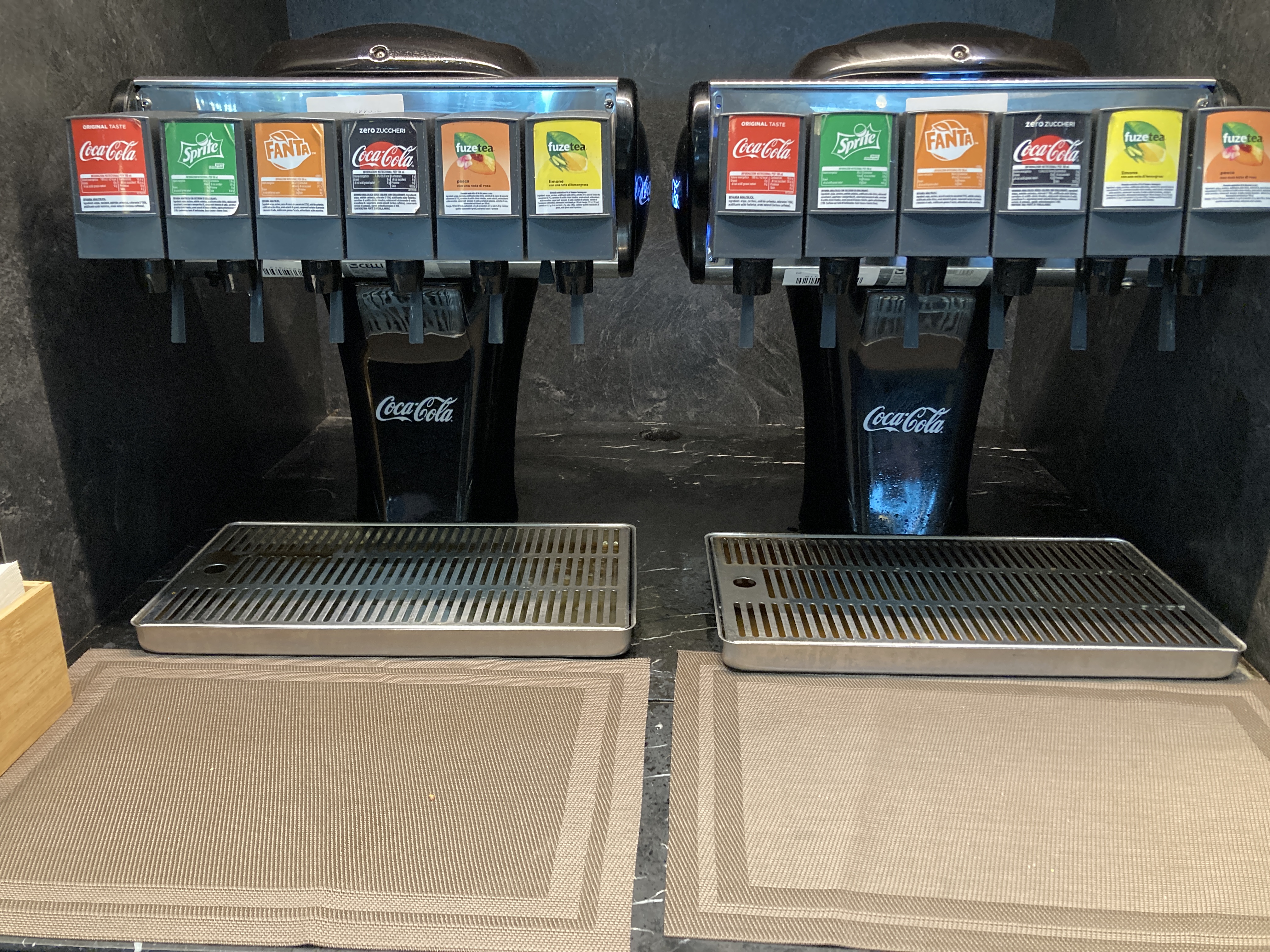Plaza Premium Lounge Rome FCO soft drinks