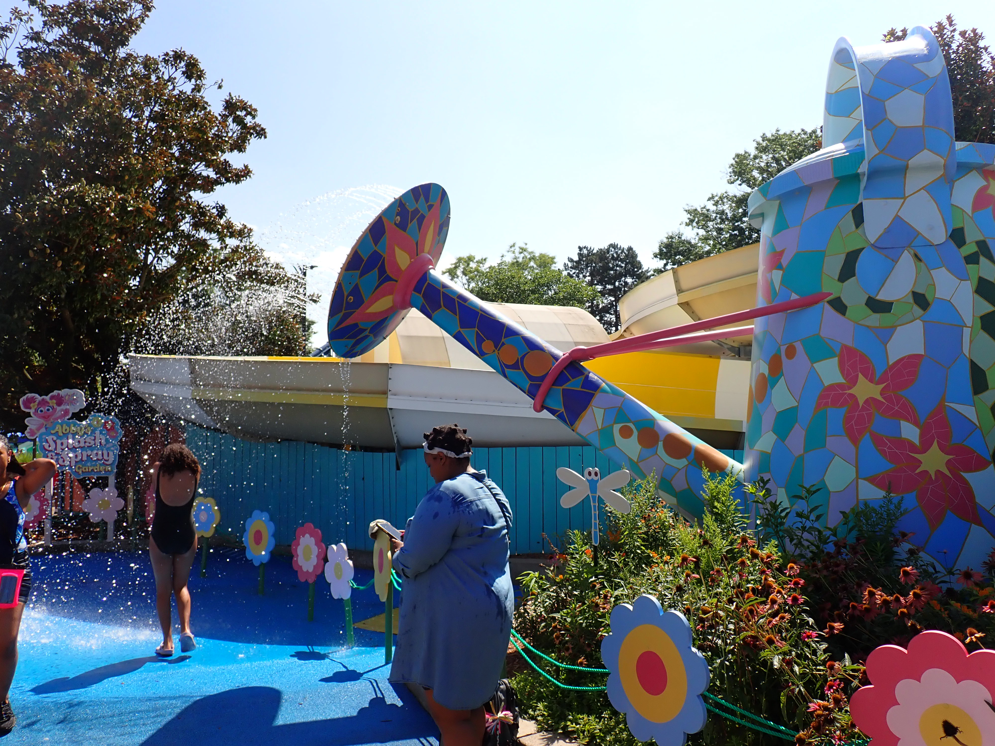 Sesame Place jitterbug sprinkler