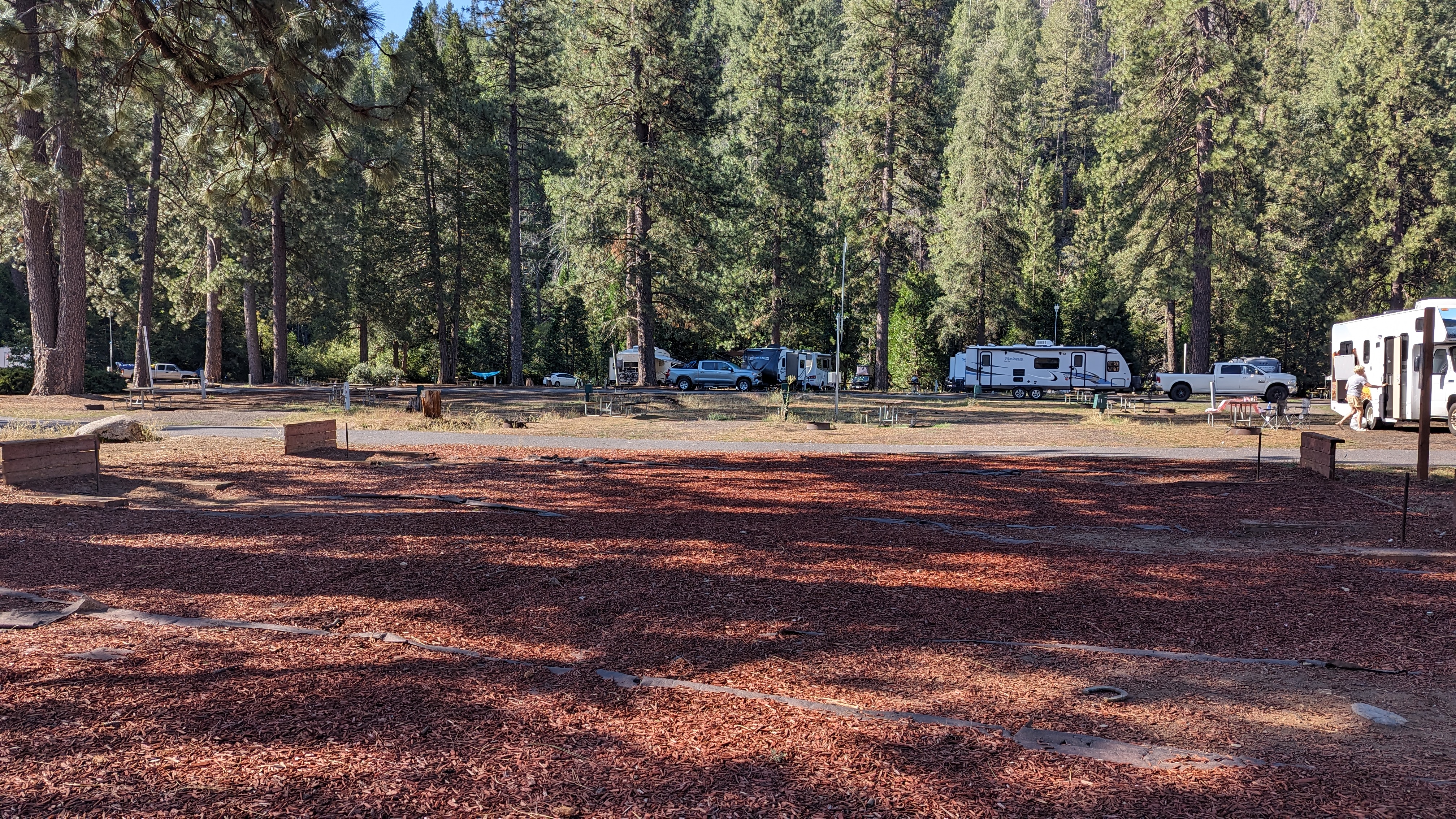 Thousand Trails Yosemite Lakes amenities horseshoes