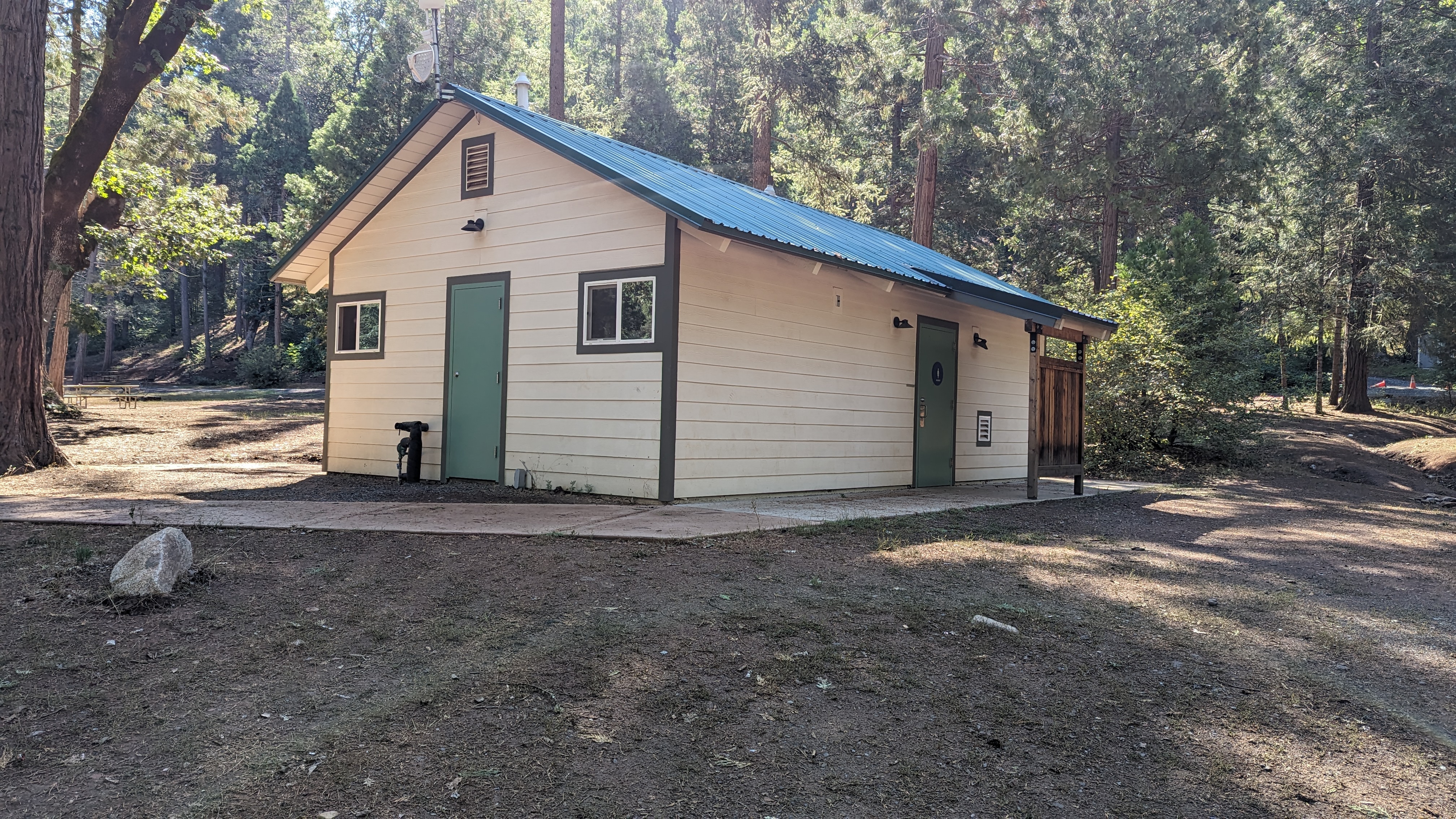 Thousand Trails Yosemite Lakes tent site restroom
