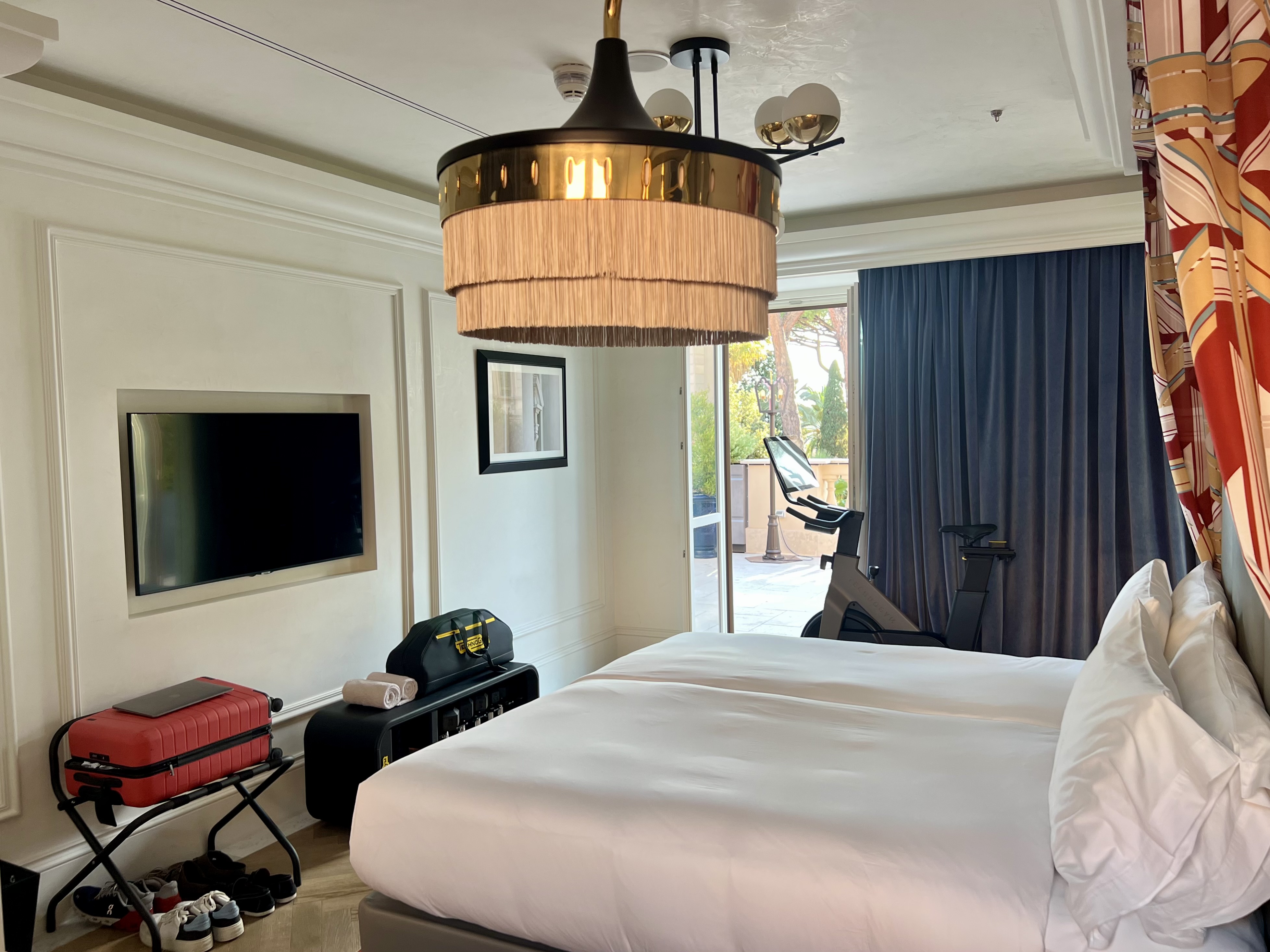W Rome EWOW bedroom