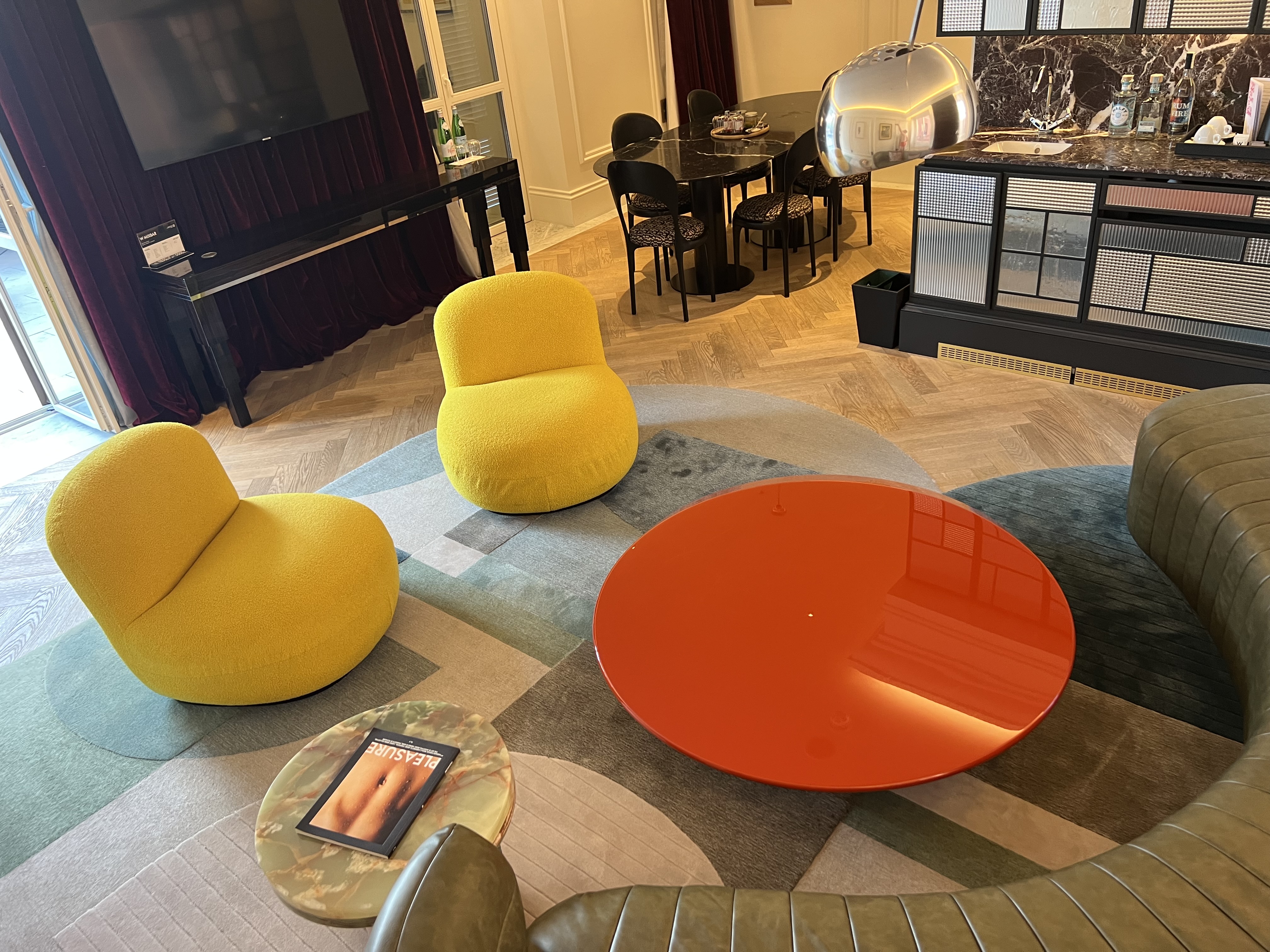 W Rome EWOW living area
