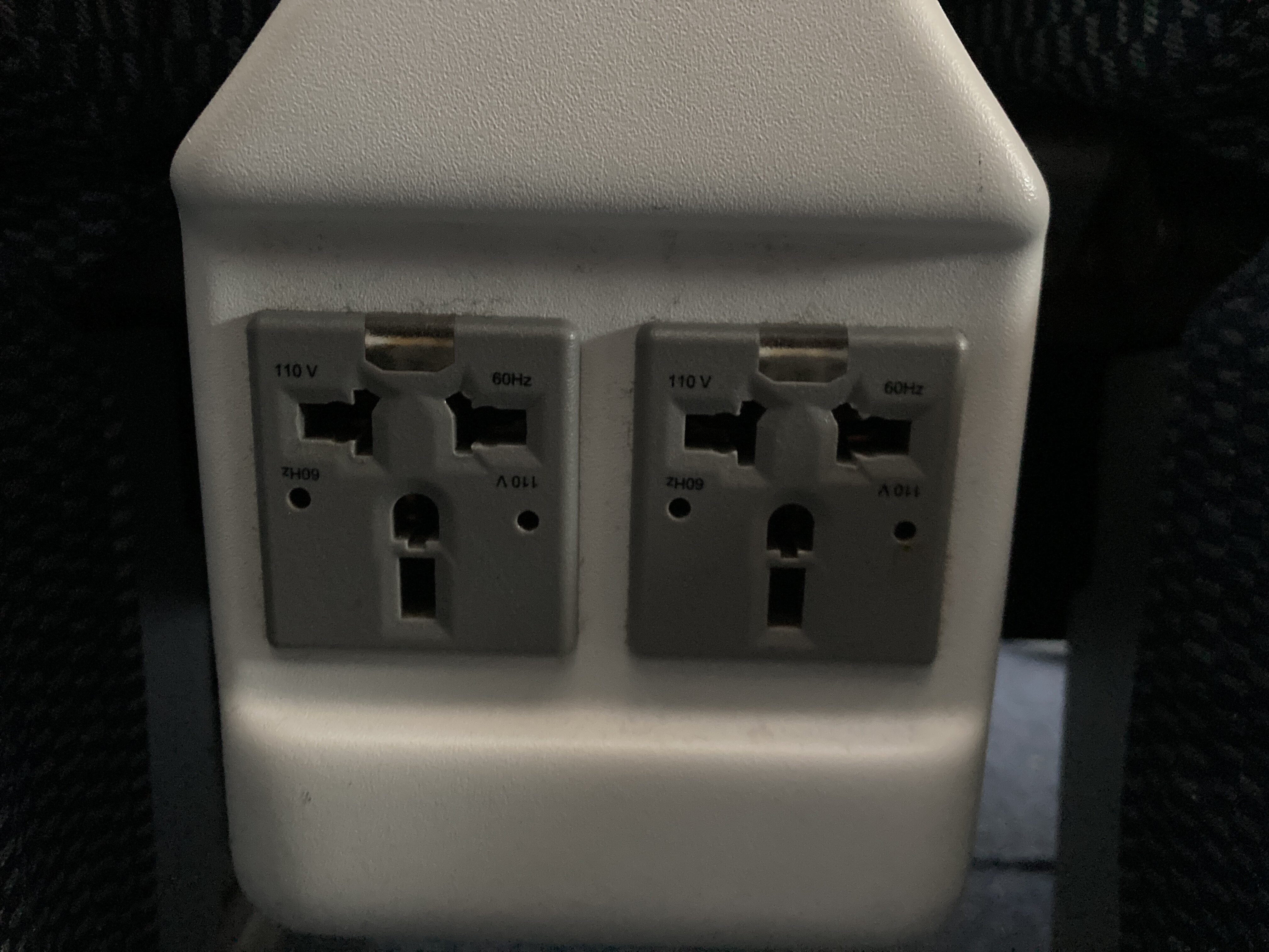 ANA premium economy Boeing 787 universal outlets