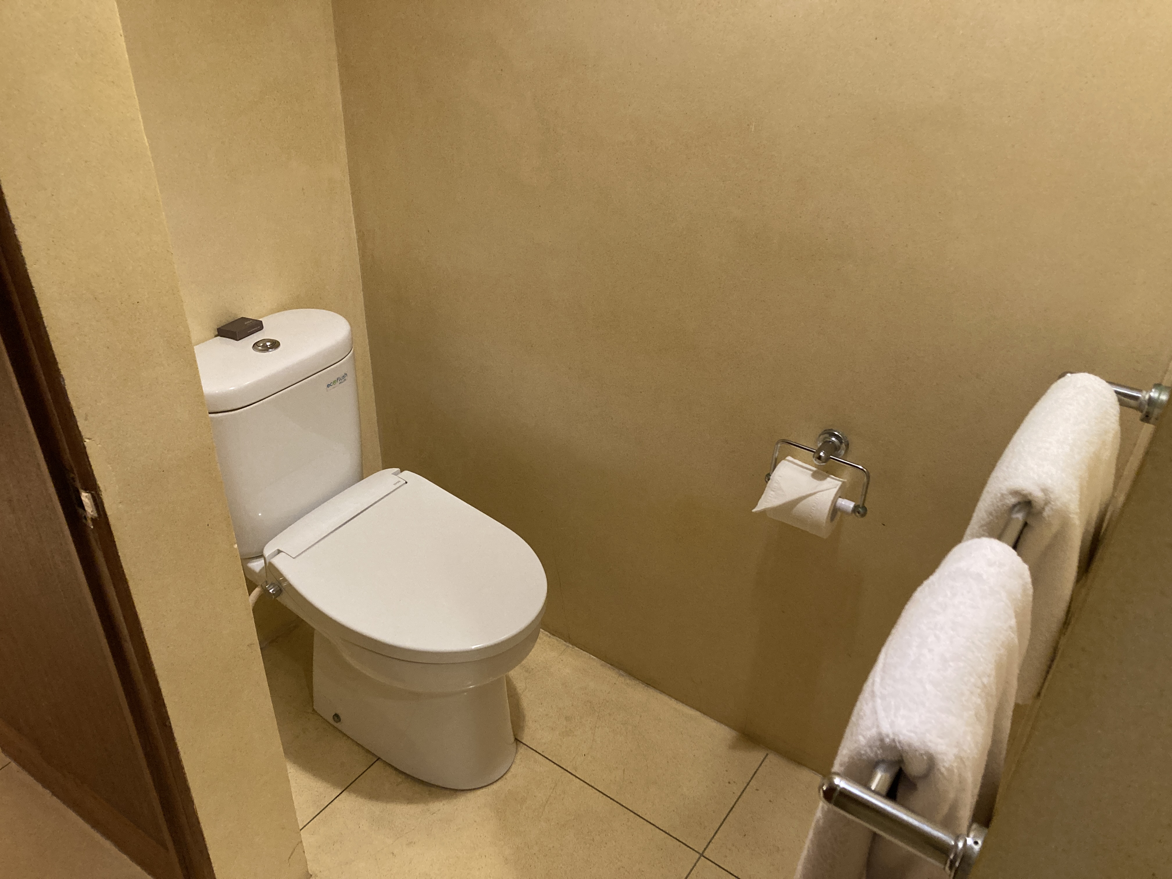 Alila Manggis Bali bathroom toilet Alila Manggis Bali bathroom toilet