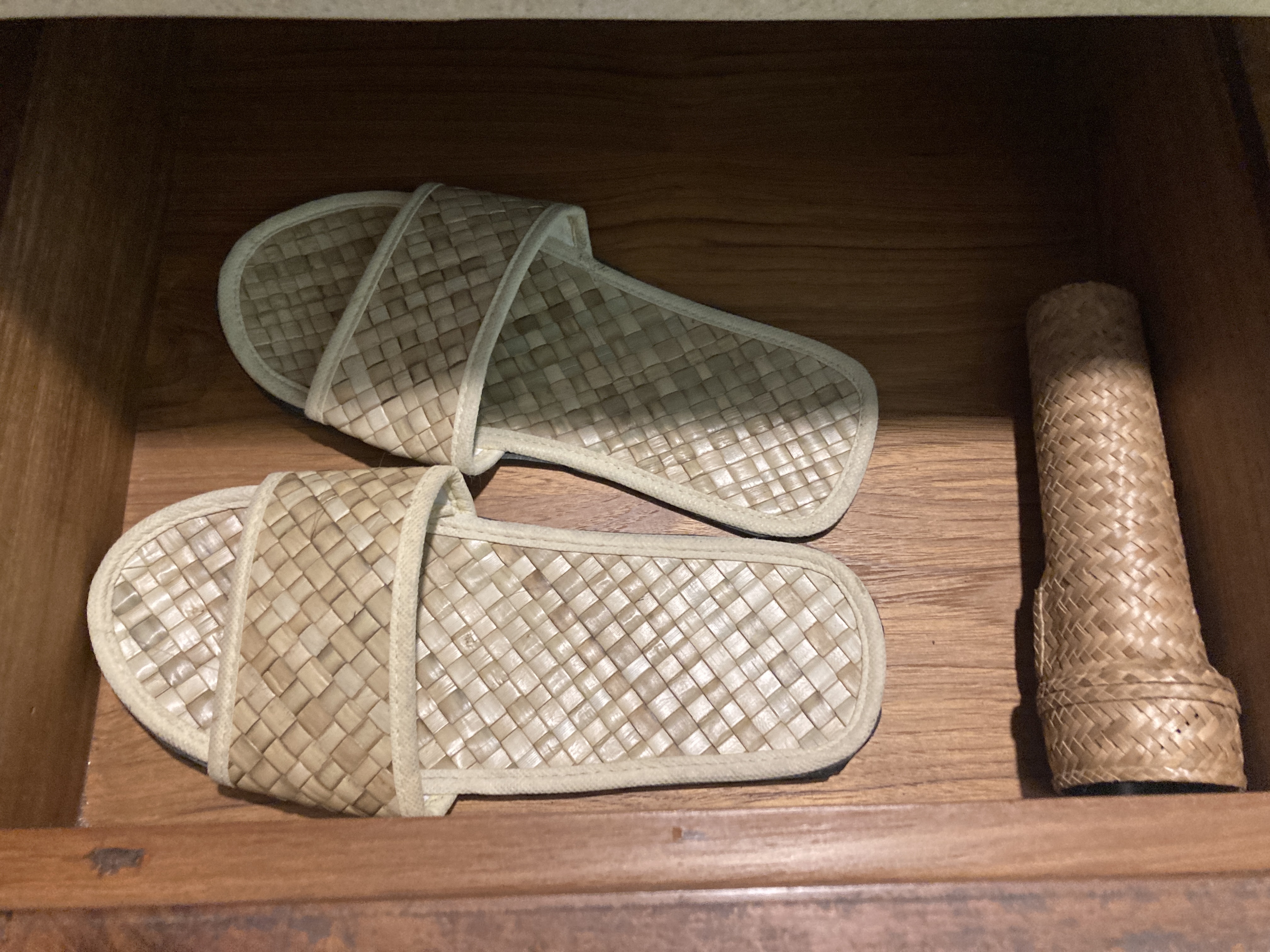 Alila Manggis Bali bedroom closet slippers Alila Manggis Bali bedroom closet slippers