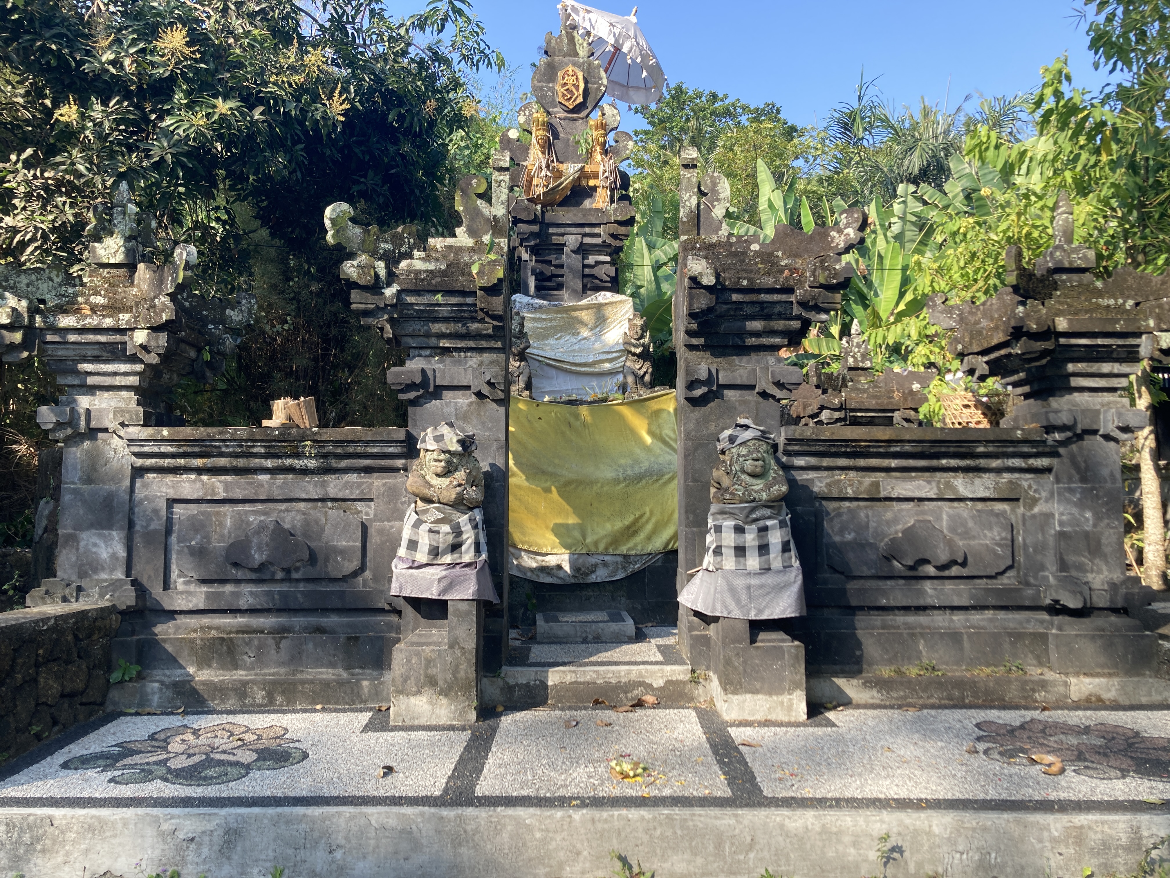 Alila Manggis Bali temple near entrance Alila Manggis Bali temple near entrance