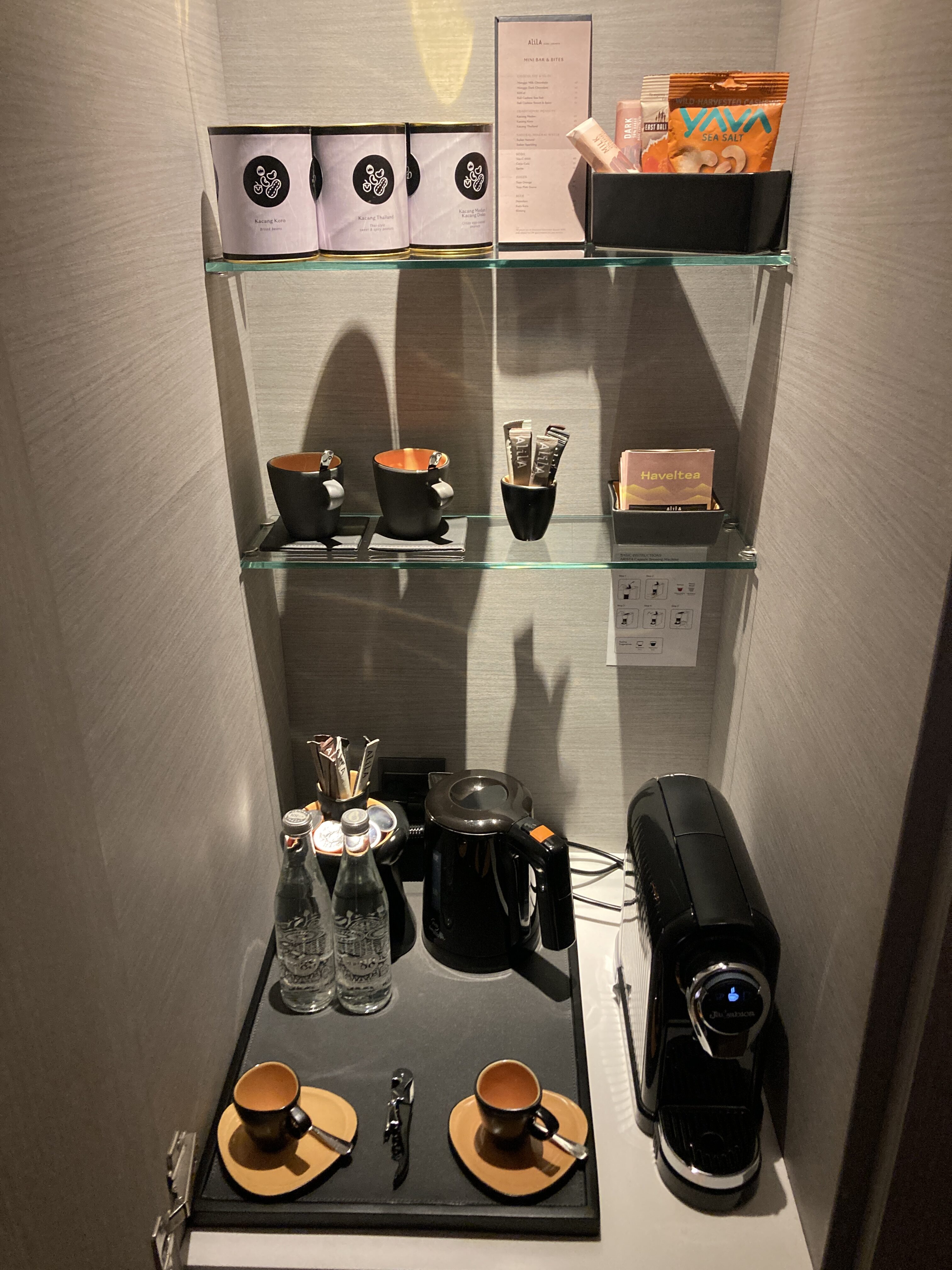 Alila SCBD Jakarta mini bar Alila SCBD Jakarta mini bar