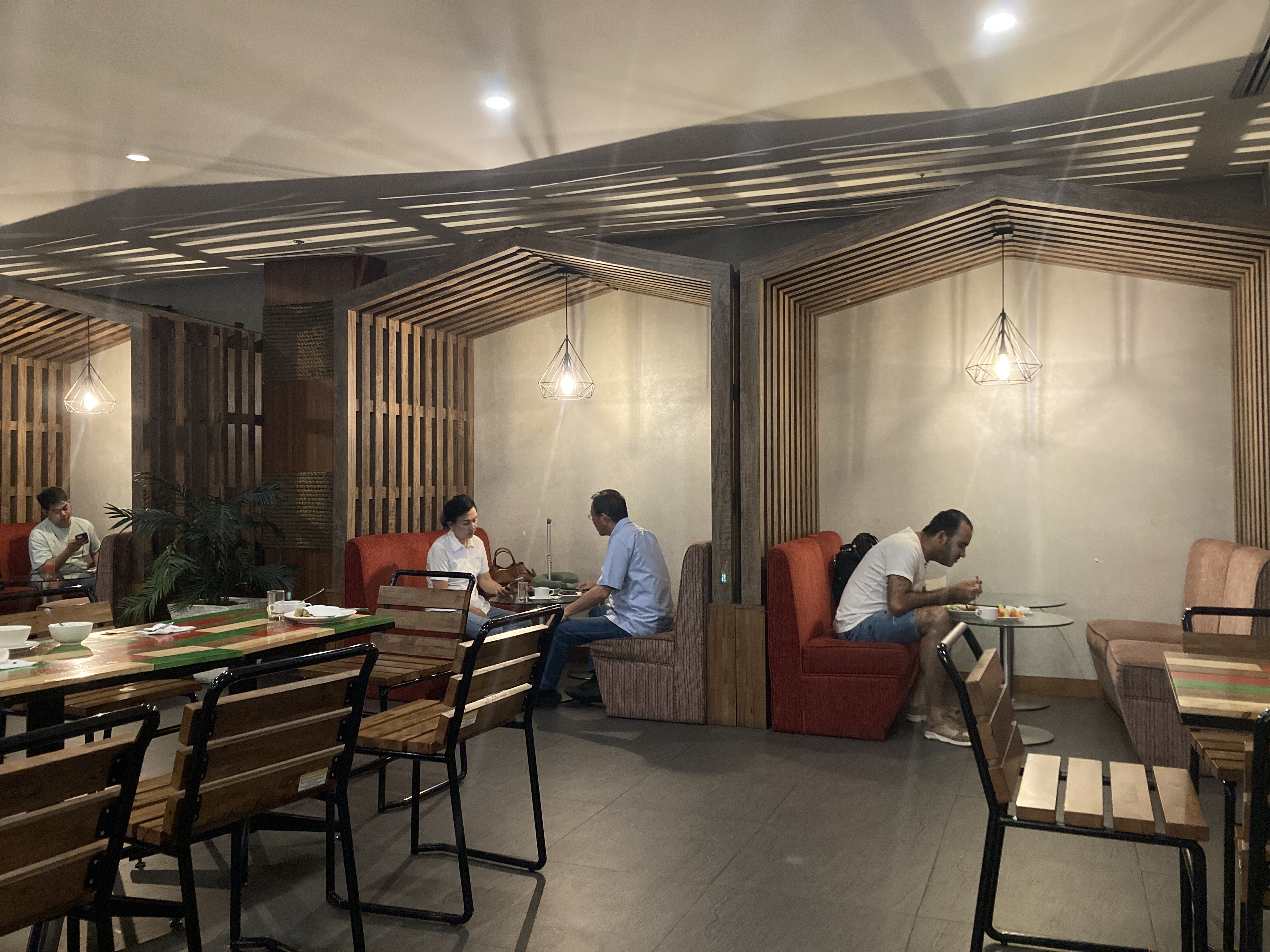 Concordia Lounge Bali DPS booth seating Concordia Lounge Bali DPS booth seating