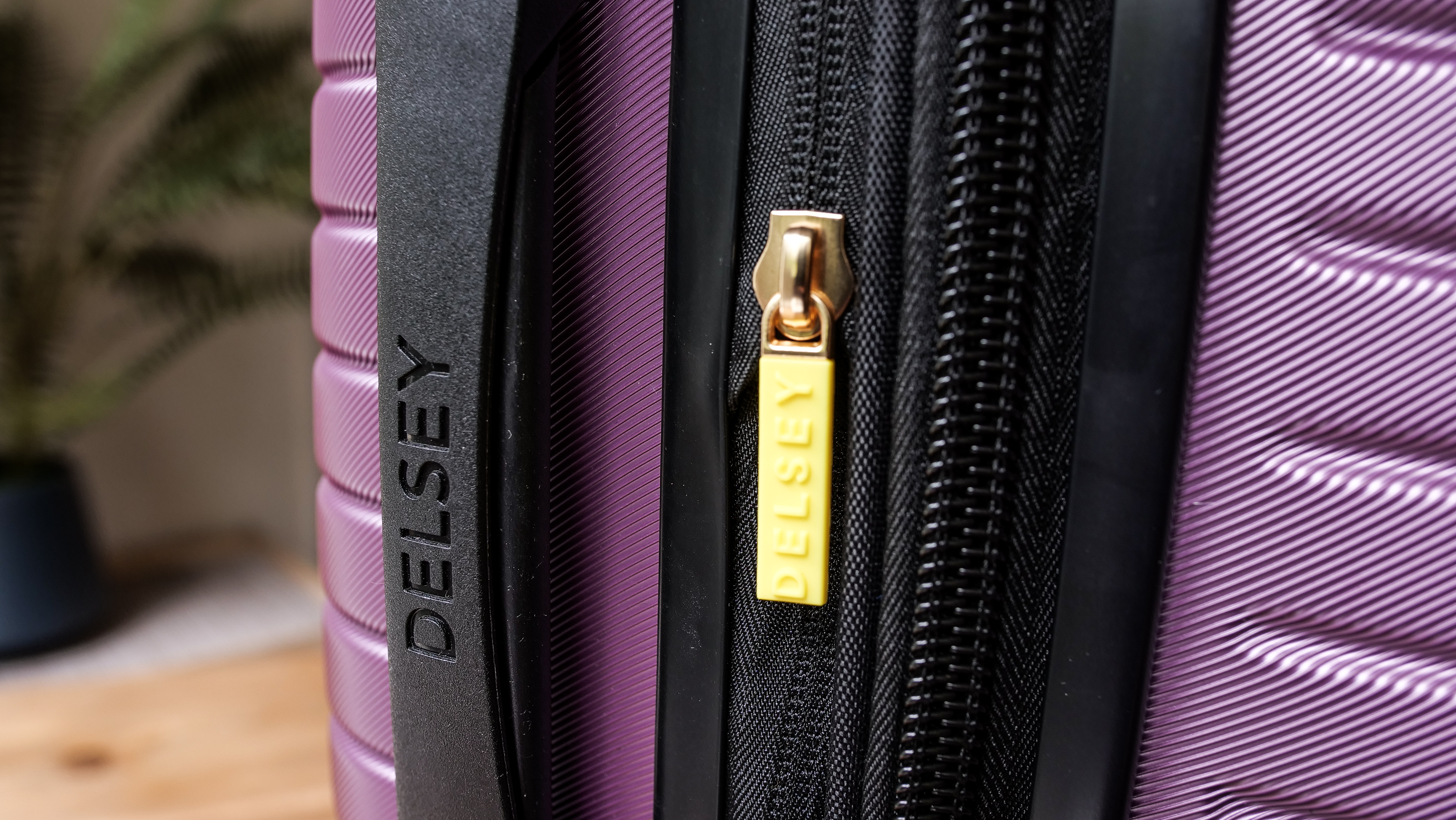 Delsey Paris Cruise 3.0 Hardside Expansion