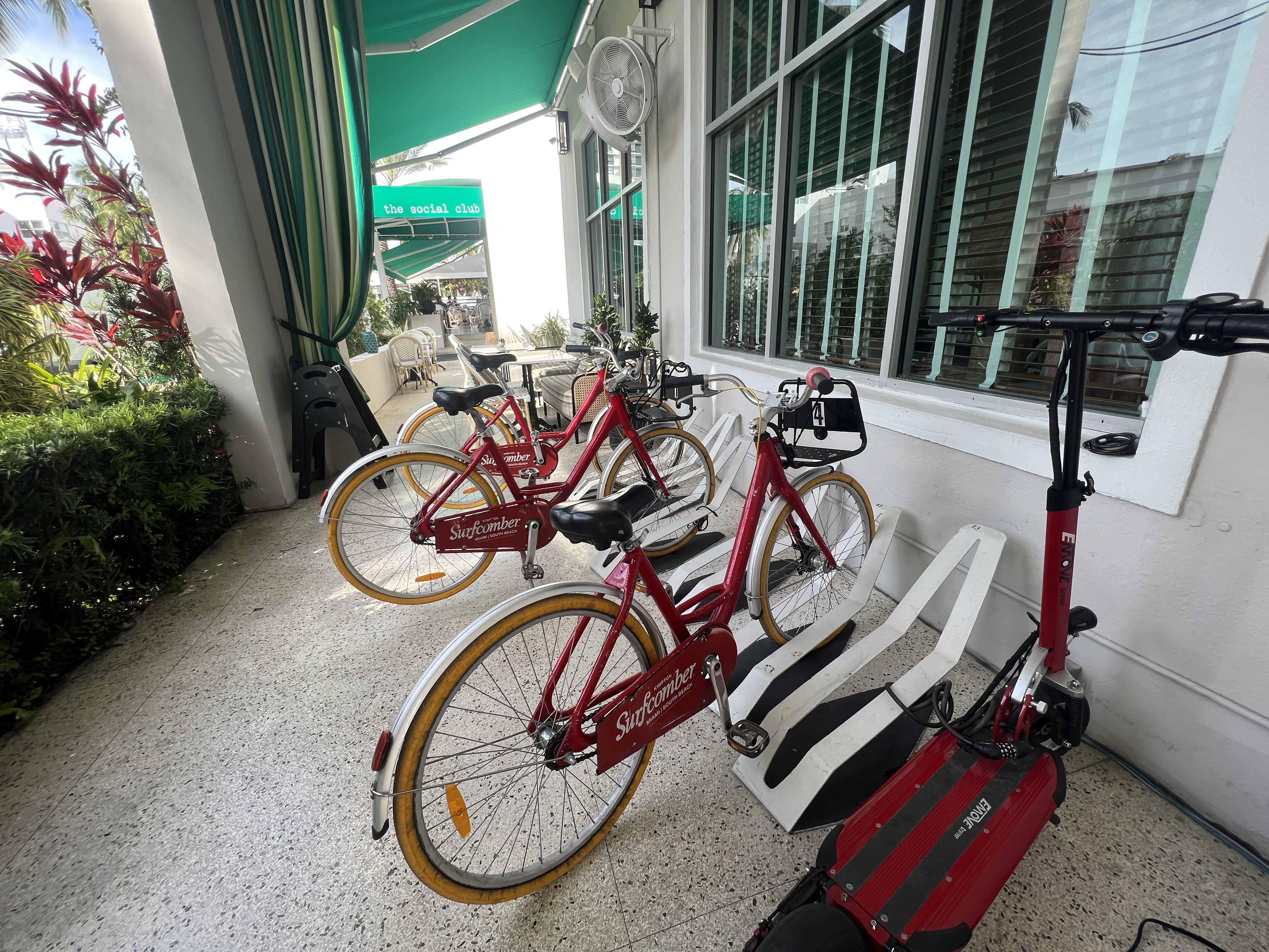 Kimpton Surfcomber Free Bikes