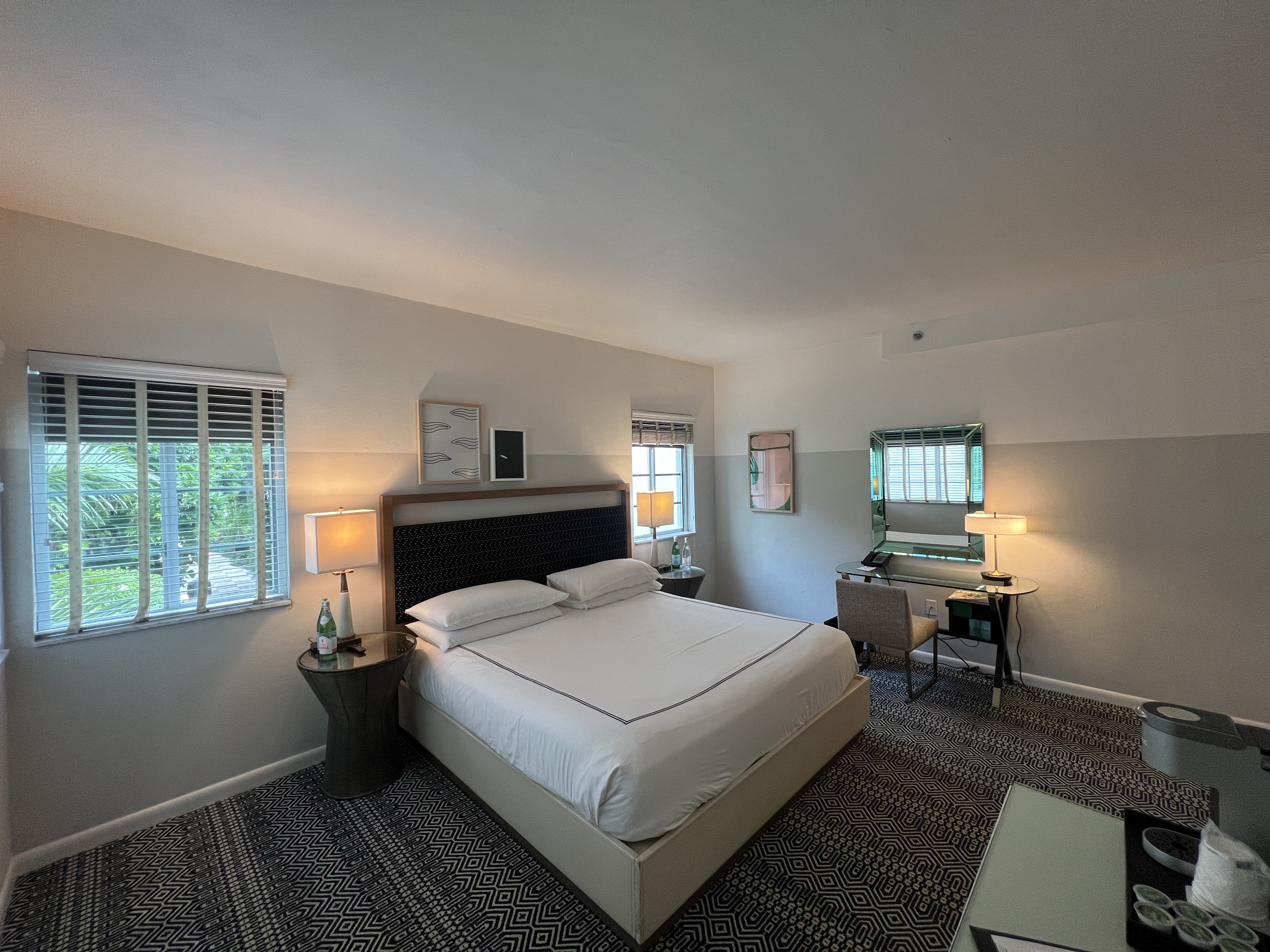 Kimpton Surfcomber King Room Angled
