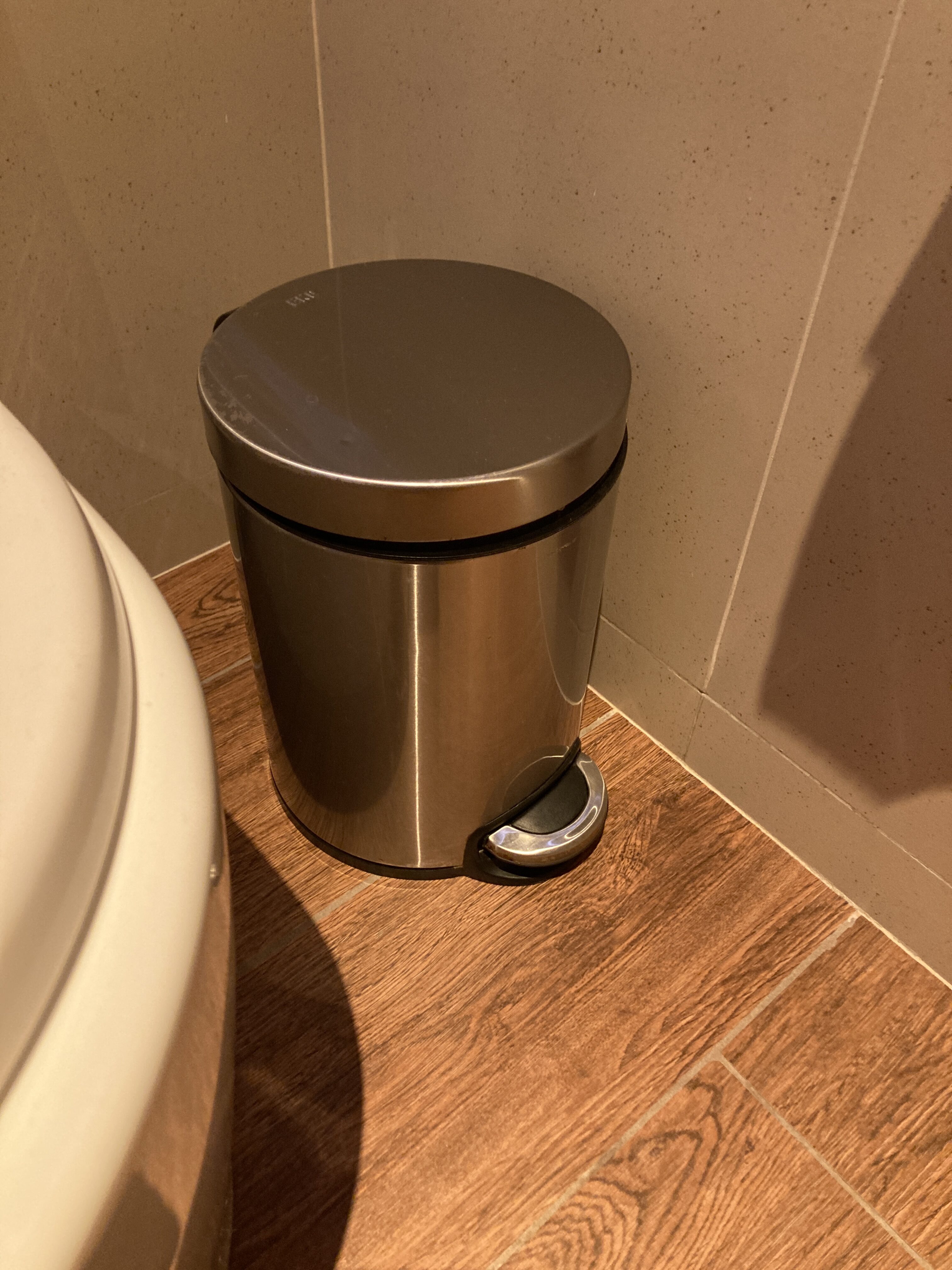 Lapita Dubai Parks and Resorts Autograph Collection junior suite bathroom bin Lapita Dubai Parks and Resorts Autograph Collection junior suite bathroom bin