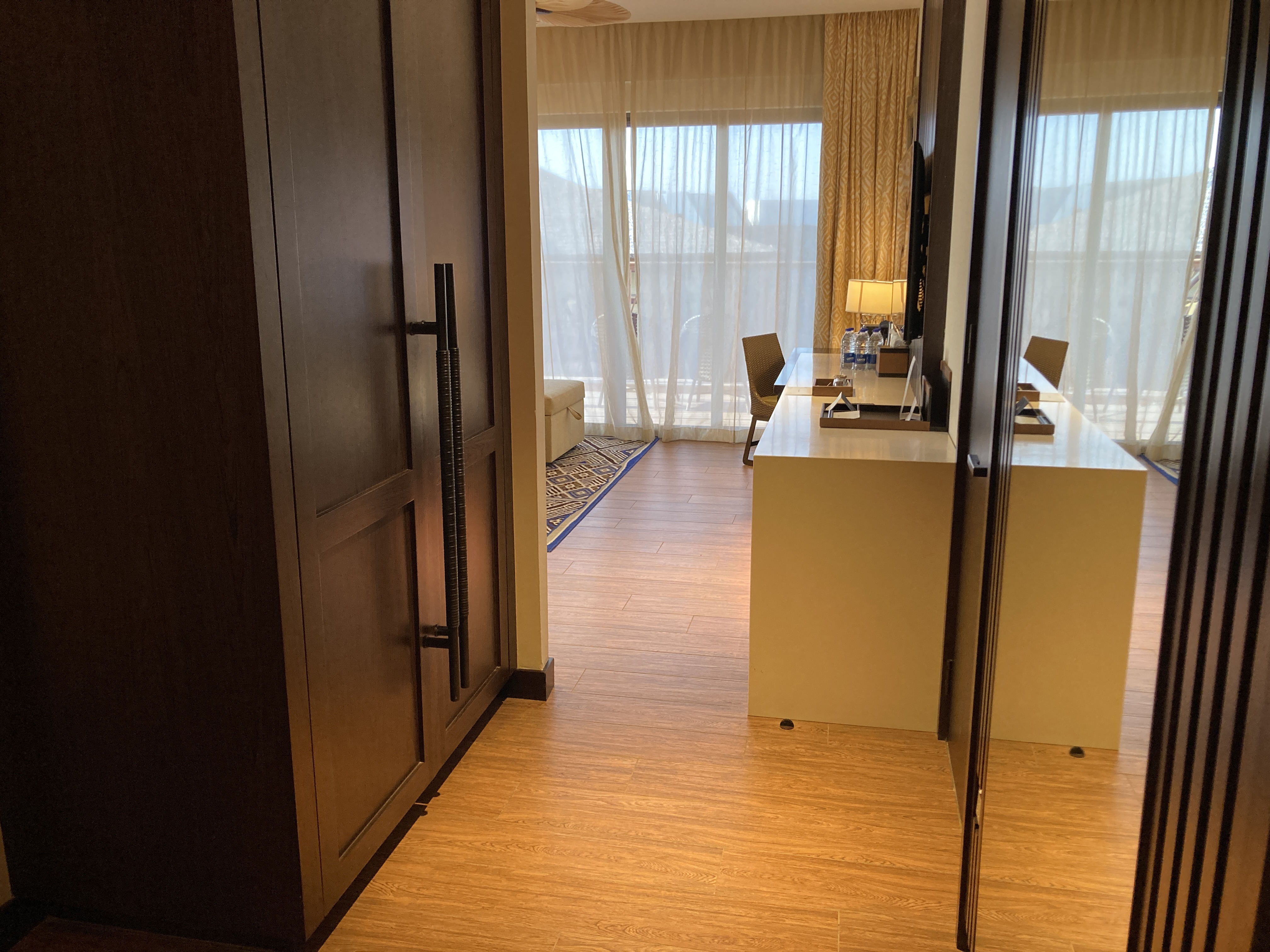 Lapita Dubai Parks and Resorts Autograph Collection junior suite entry Lapita Dubai Parks and Resorts Autograph Collection junior suite entry