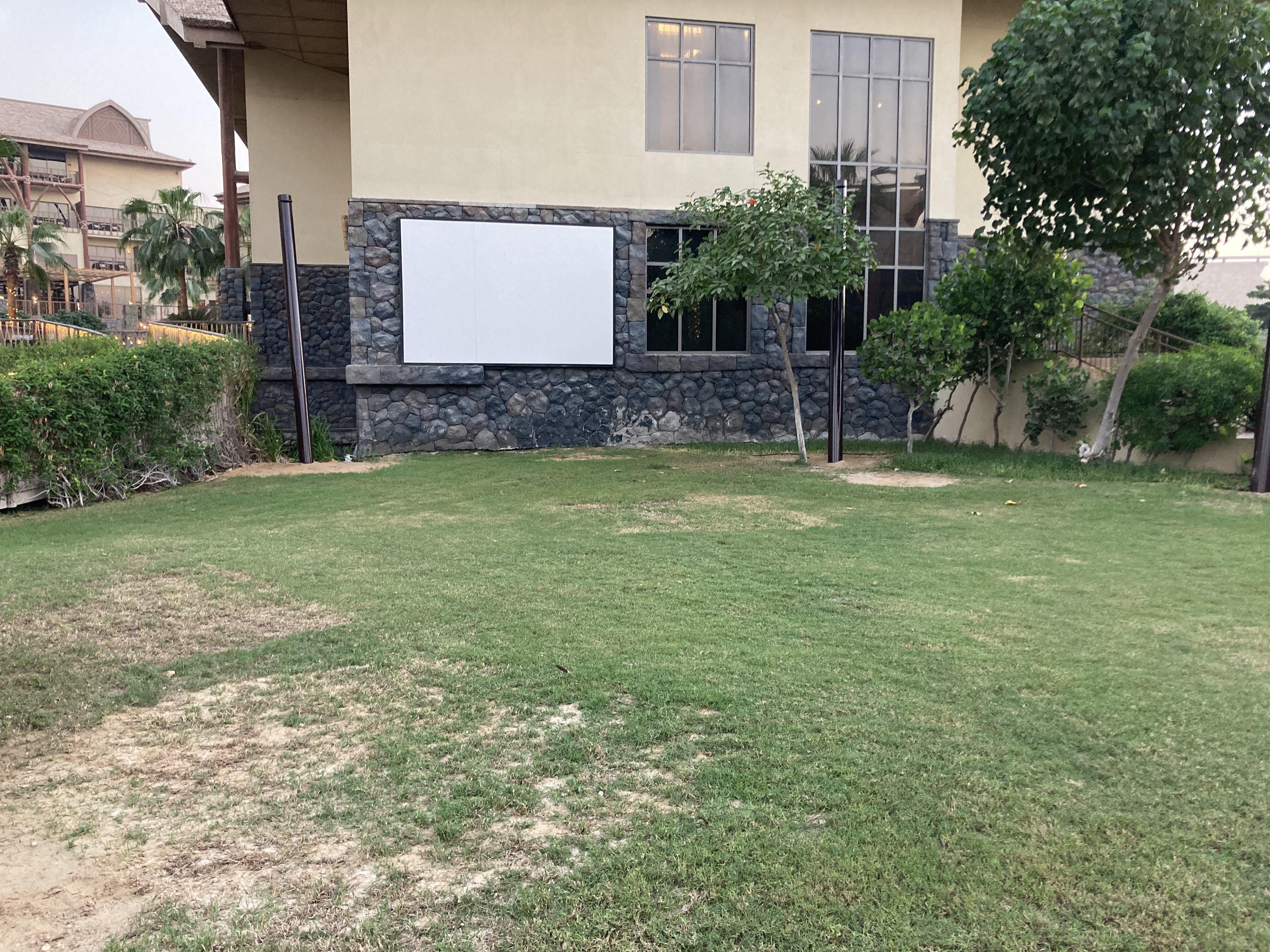 Lapita Dubai Parks and Resorts Autograph Collection outdoor screen Lapita Dubai Parks and Resorts Autograph Collection outdoor screen
