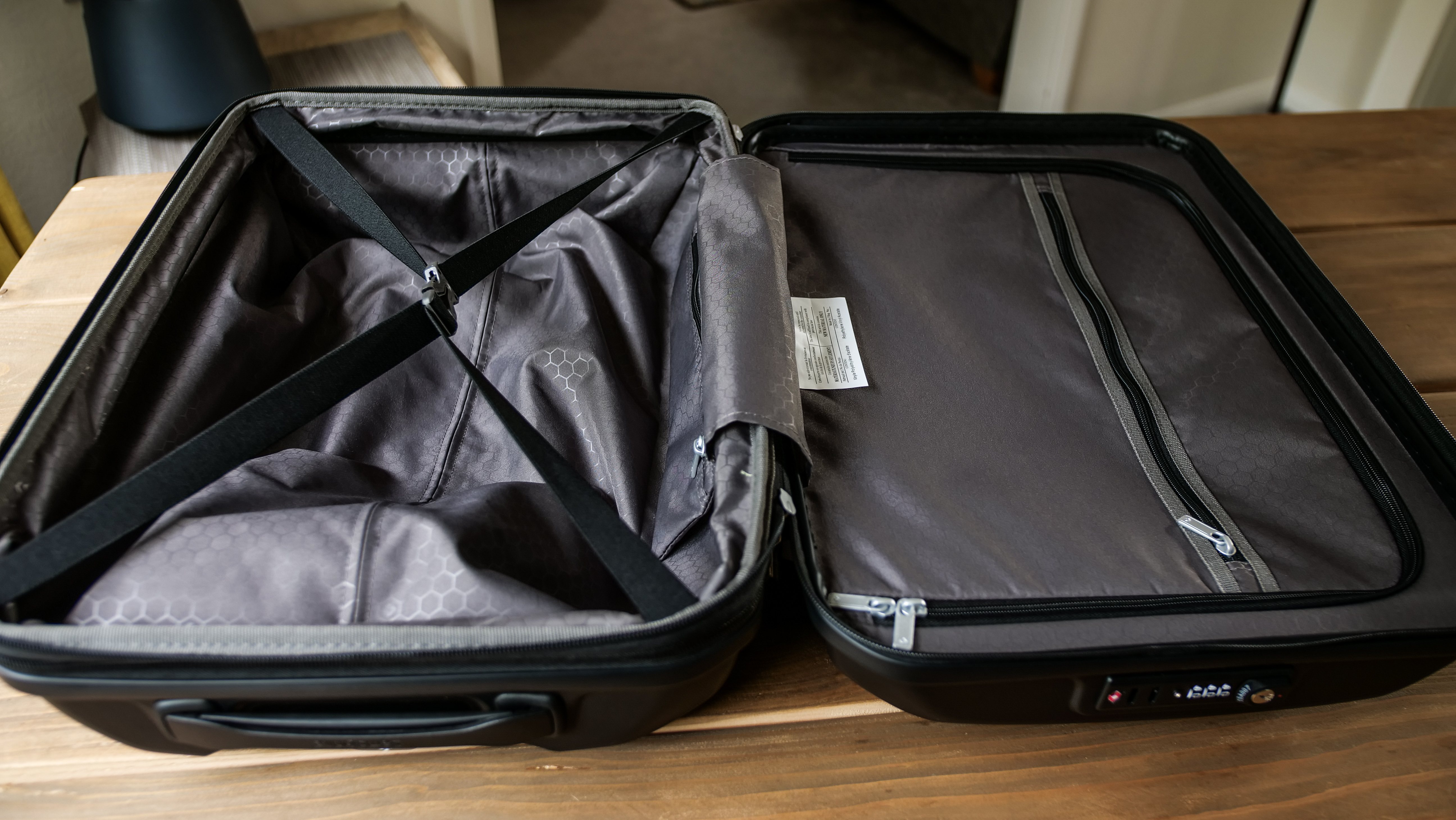 Samsonite Freeform Interior Compartments Samsonite Freeform Interior Compartments
