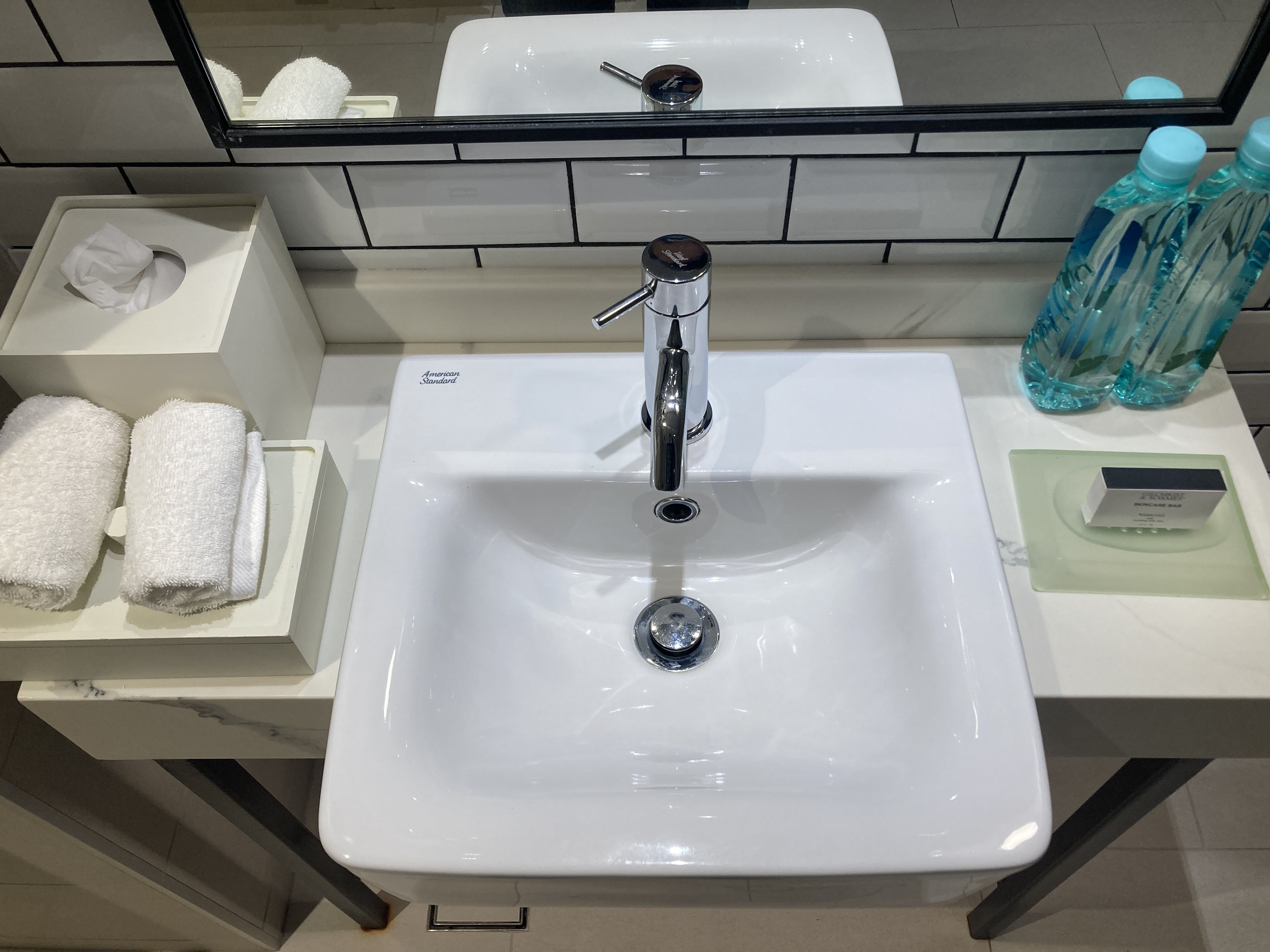 Sheraton Fiji Golf and Beach Resort bathroom sink