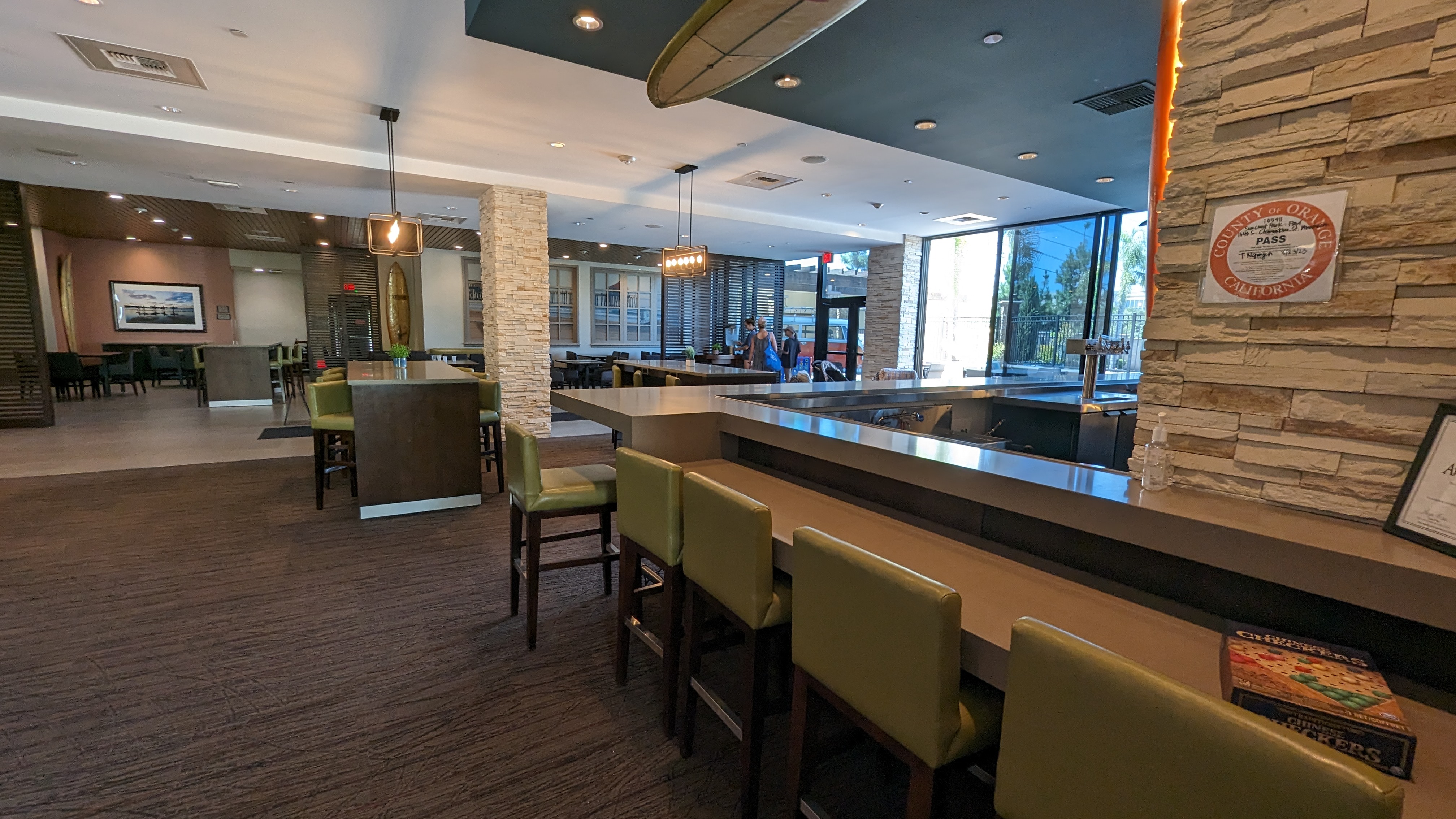 SunCoast Park Hotel Anaheim bar seating