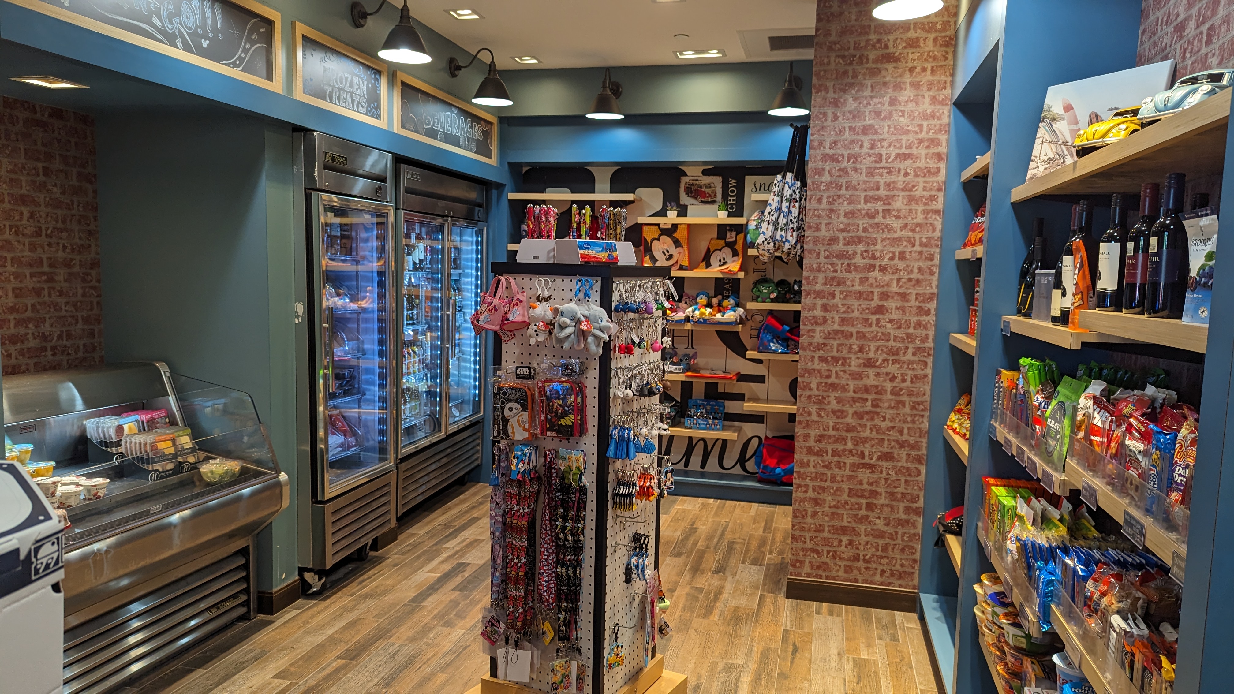 SunCoast Park Hotel Anaheim lobby market shelves