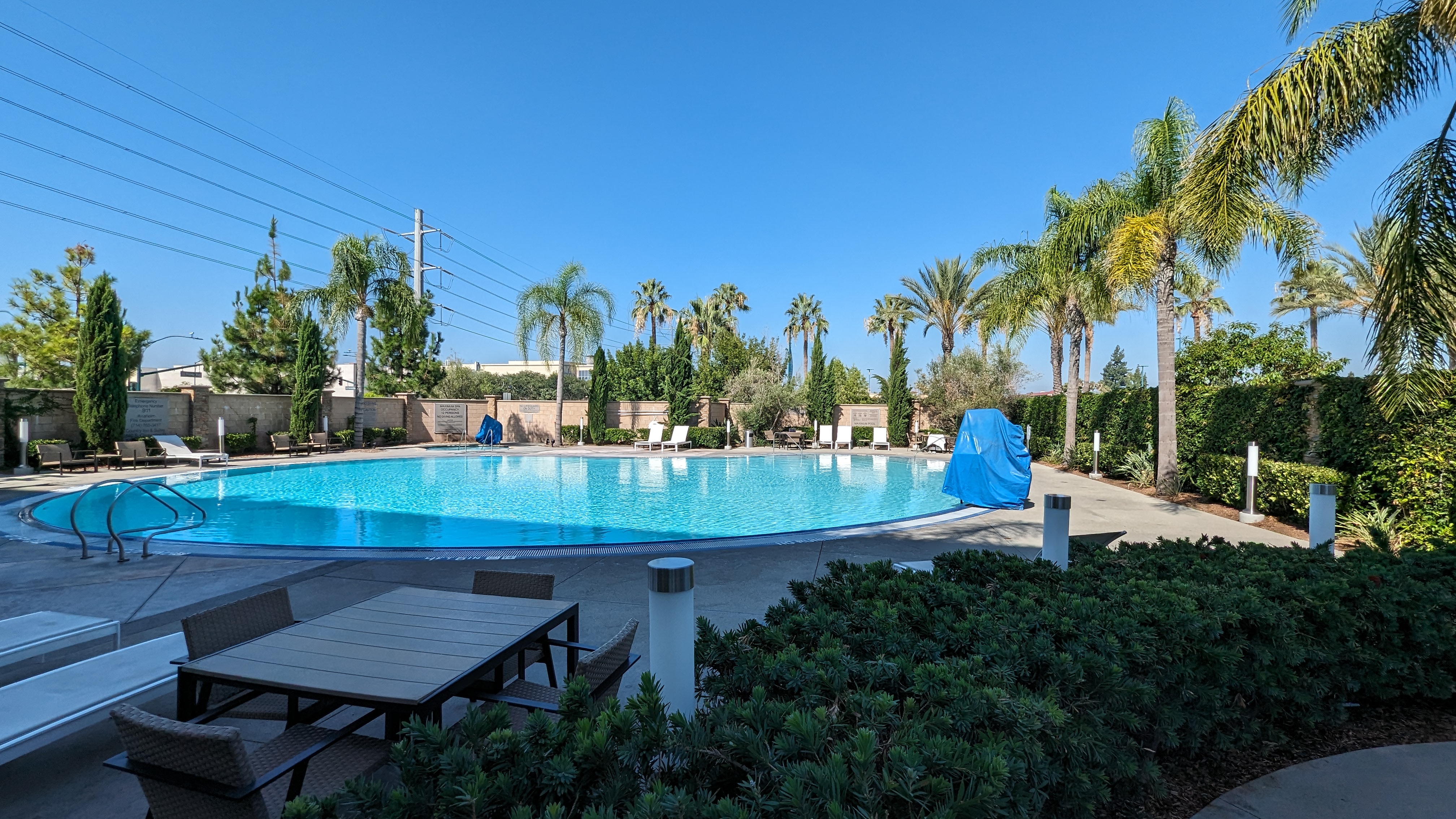 SunCoast Park Hotel Anaheim pool