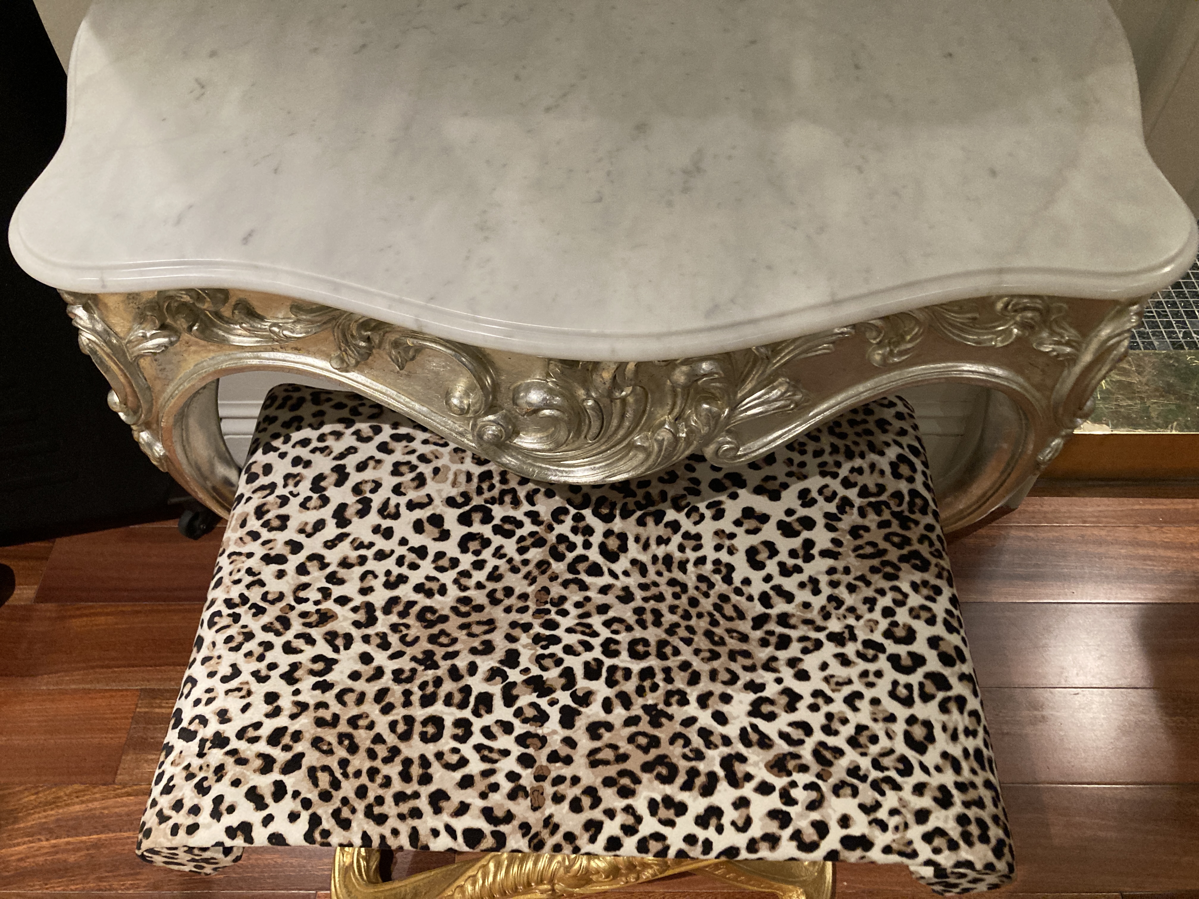 The Serangoon House Singapore Tribute Portfolio makeup stool and table
