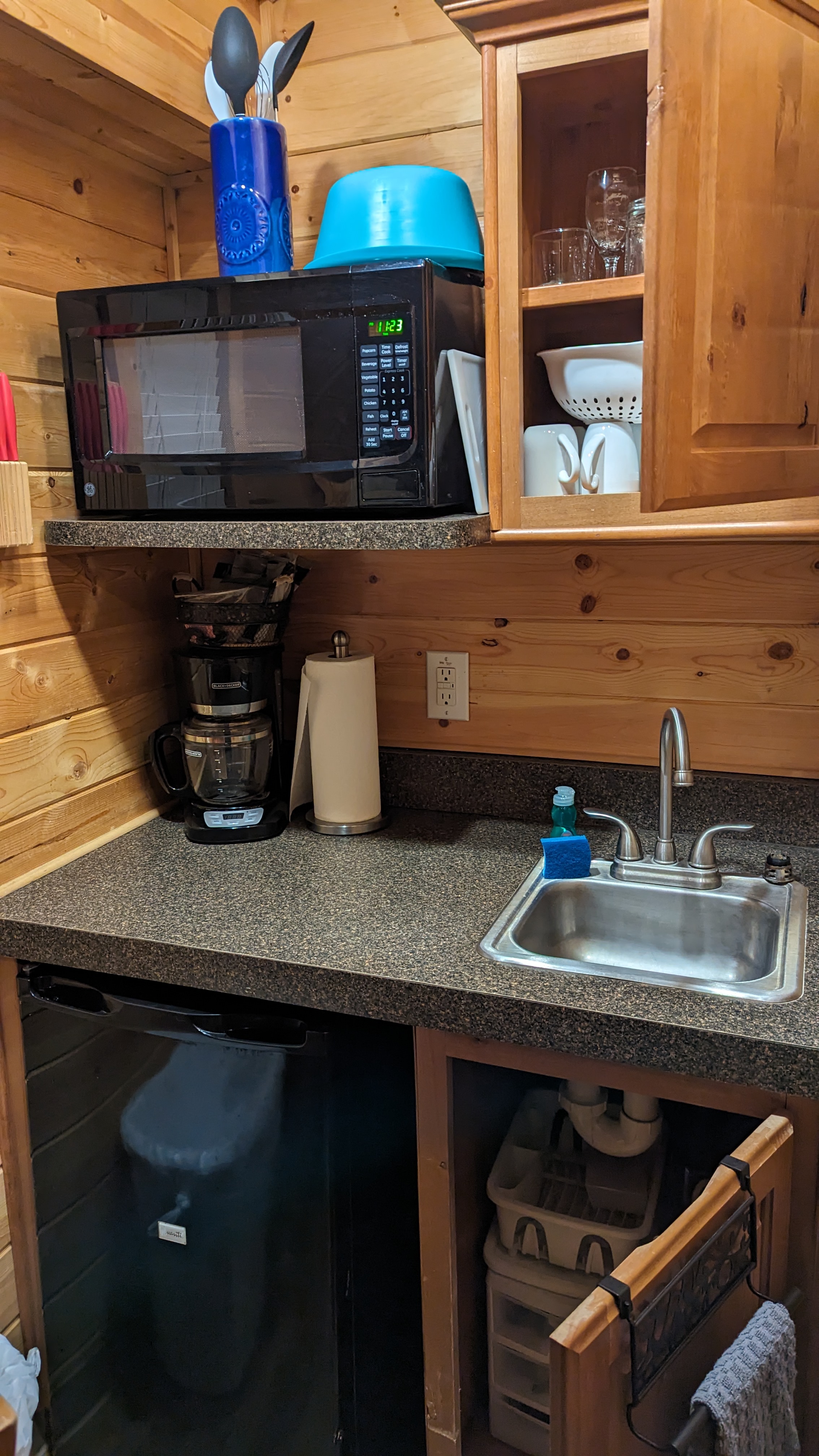 Thousand Trails Colorado River cabin kitchen Thousand Trails Colorado River cabin kitchen