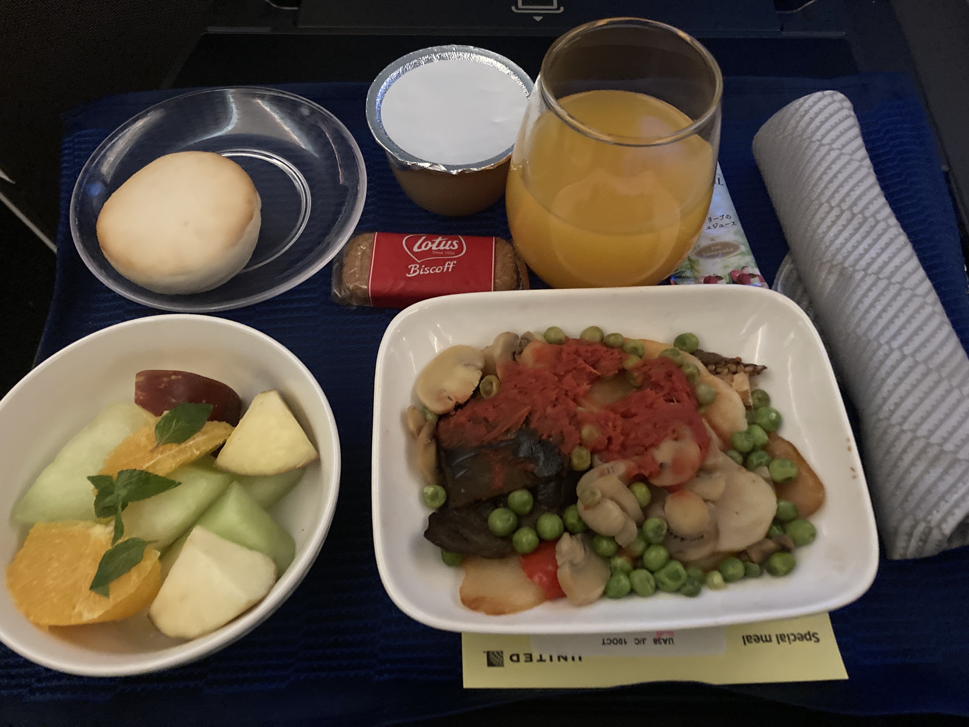 United Polaris business class 787 10 second meal HND LAX United Polaris business class 787 10 second meal HND LAX