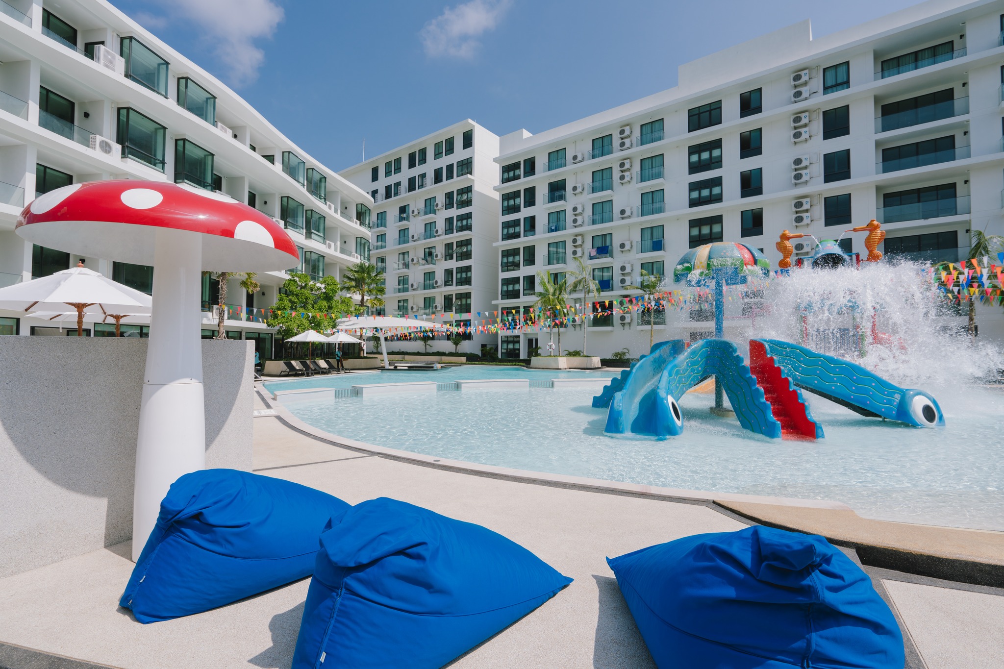 Wyndham La Vita Phuket Wyndham La Vita Phuket